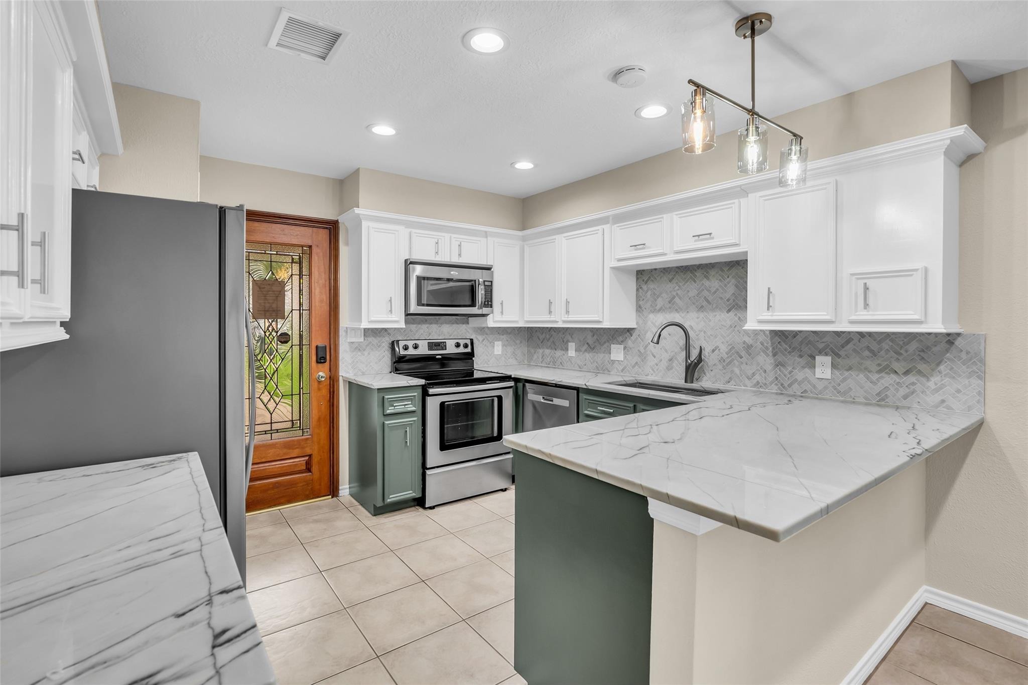 Twain Dr, Montgomery, TX 77356 #1