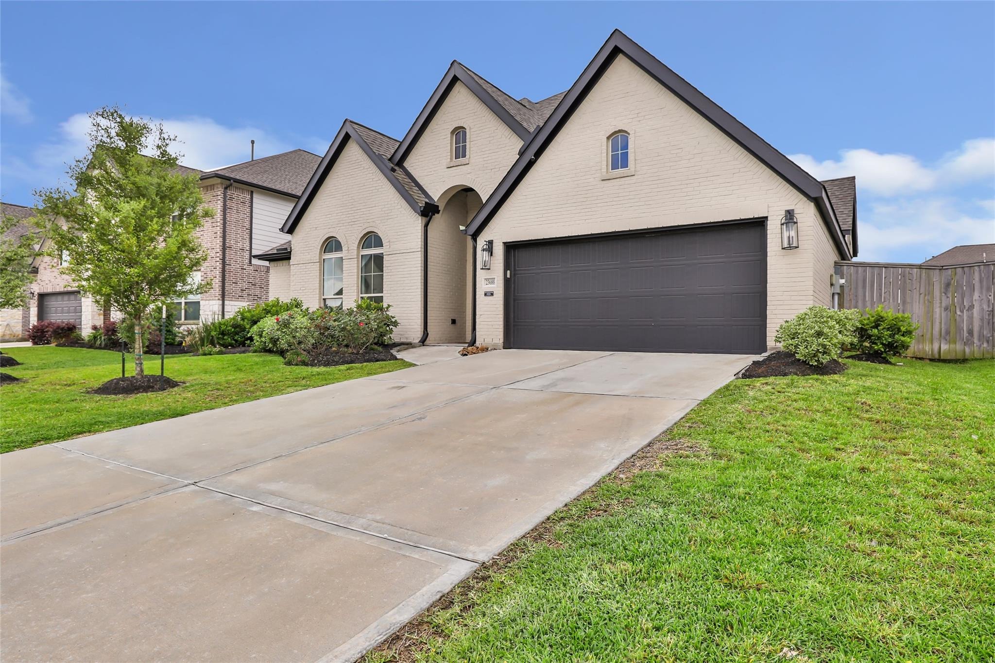 Silver Palm Trl, New Caney, TX 77357