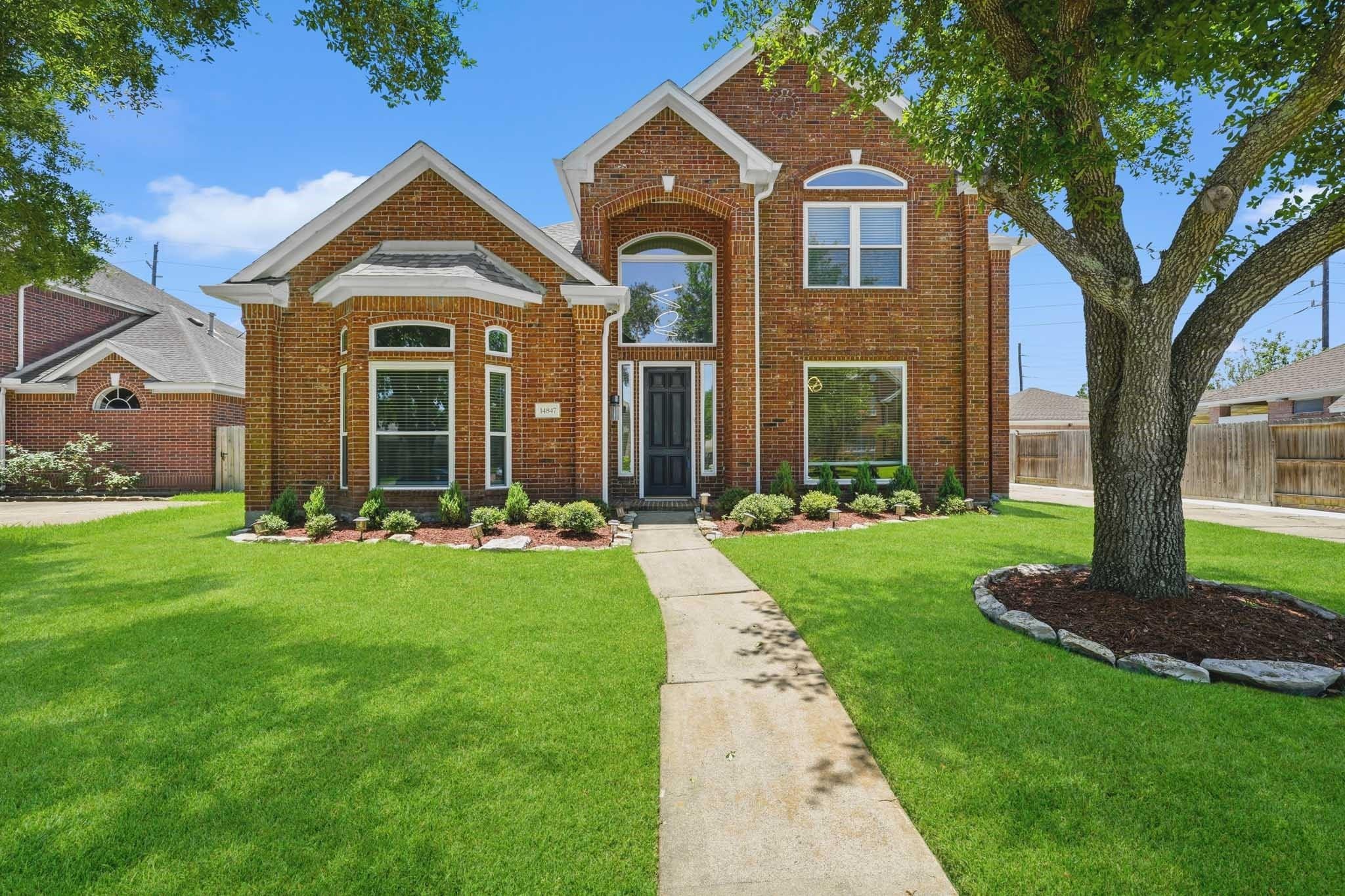 Armitage Ln, Sugar Land, TX 77498