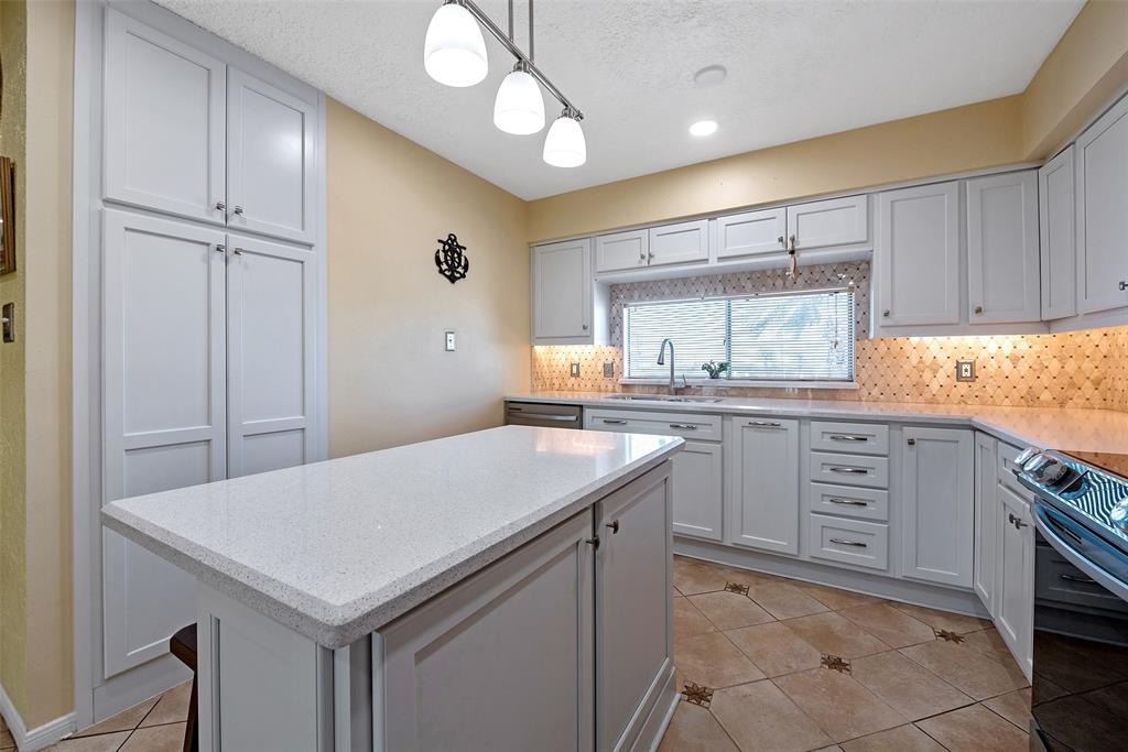 Tiki Cir, Galveston, TX 77554 #1