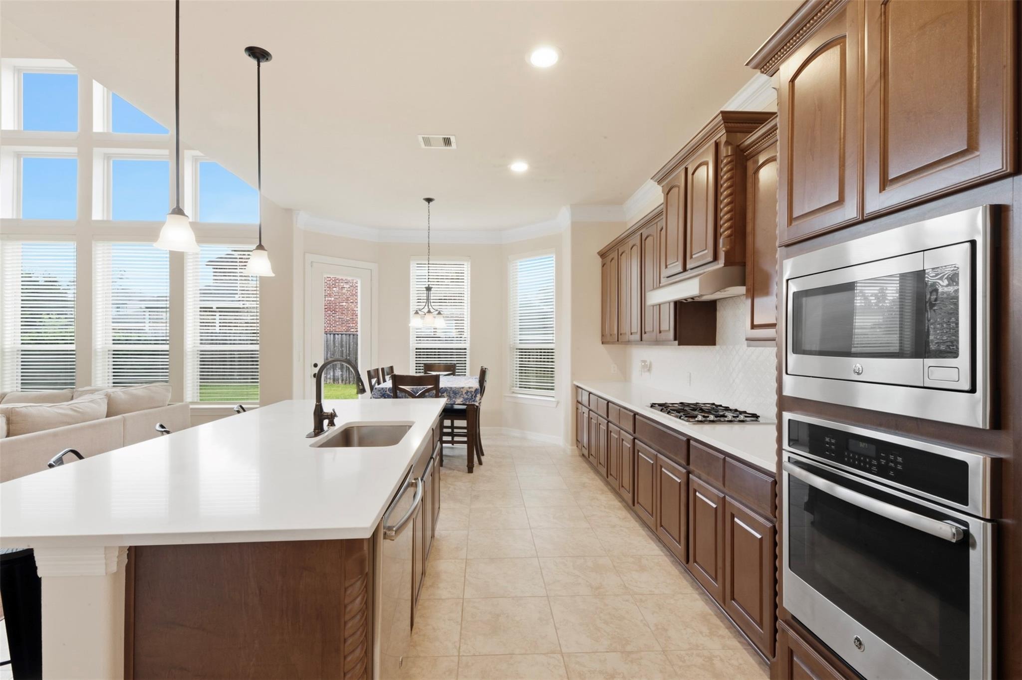 Lake Branch Ln, Houston, TX 77044 #1