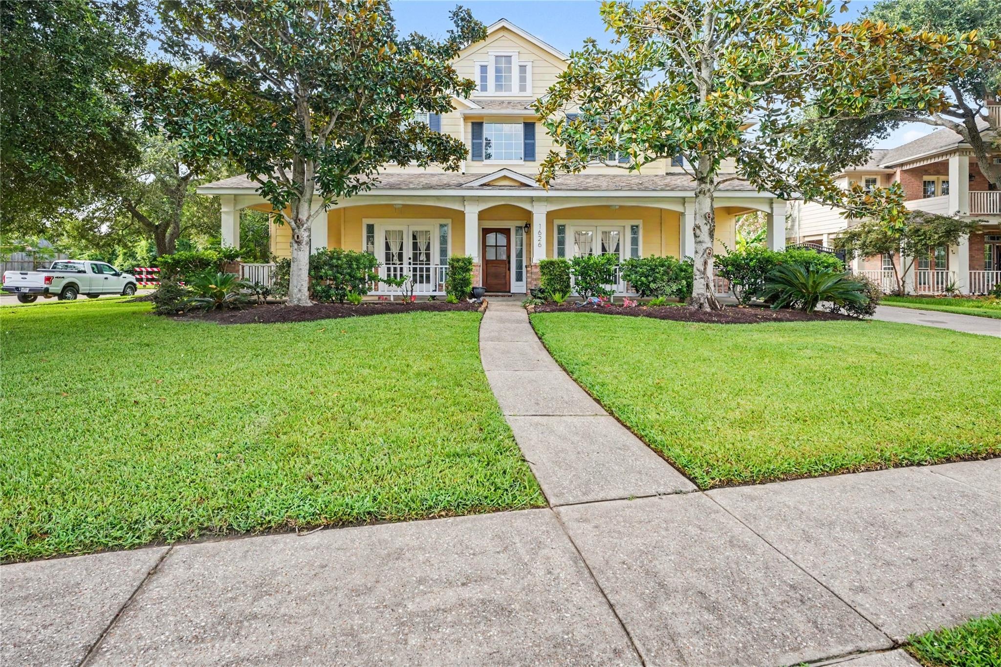 Old Orchard Ln, Seabrook, TX 77586