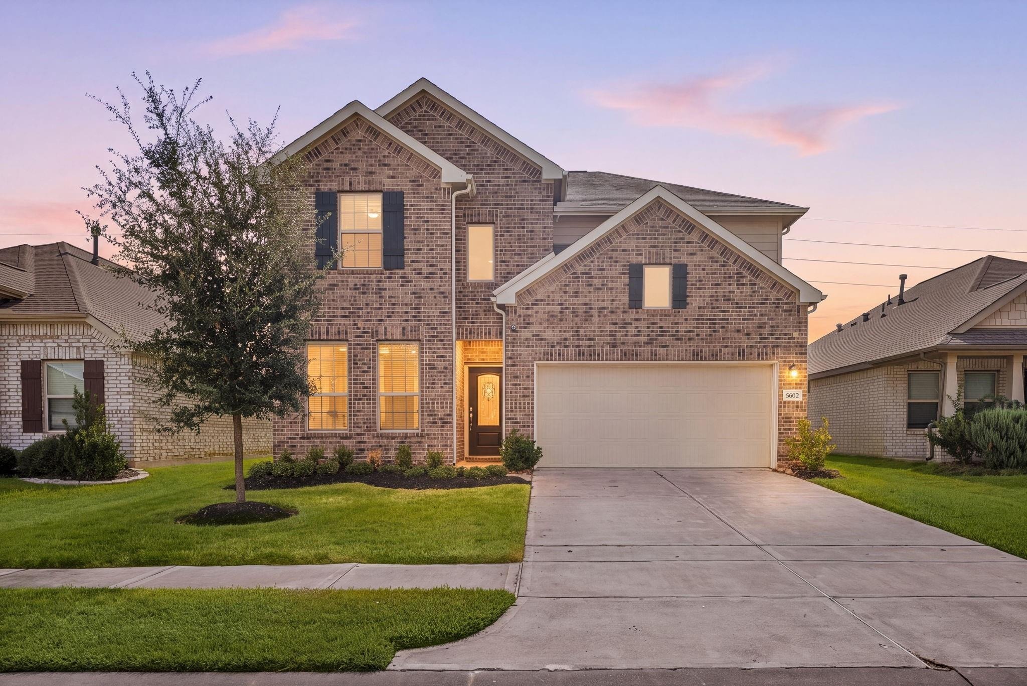 Downie Draw Ranch Trl, Katy, TX 77493