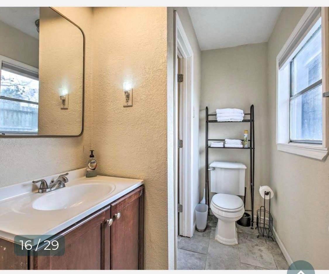 5th St, Dickinson, TX 77539 #1