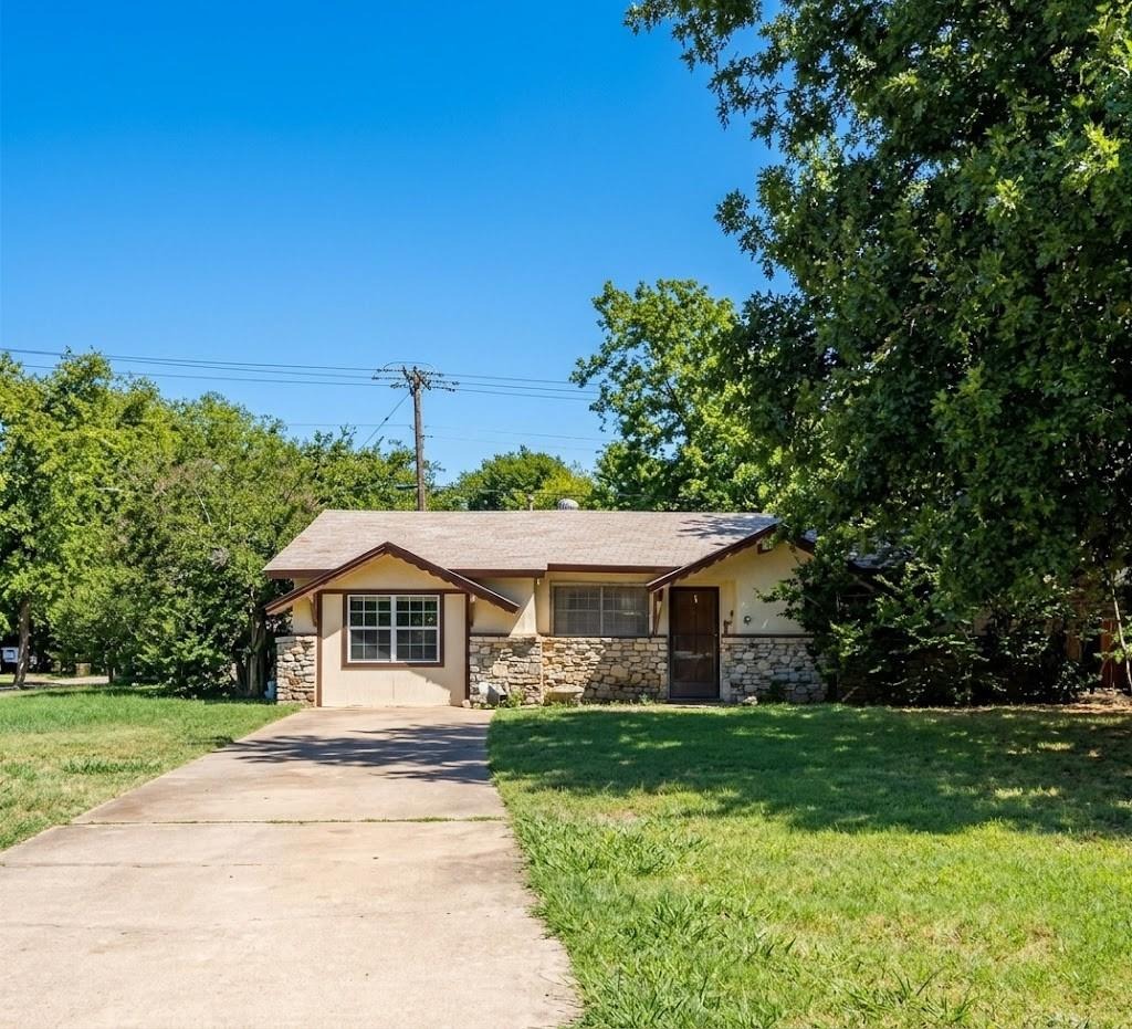Plaza St, Arlington, TX 76010