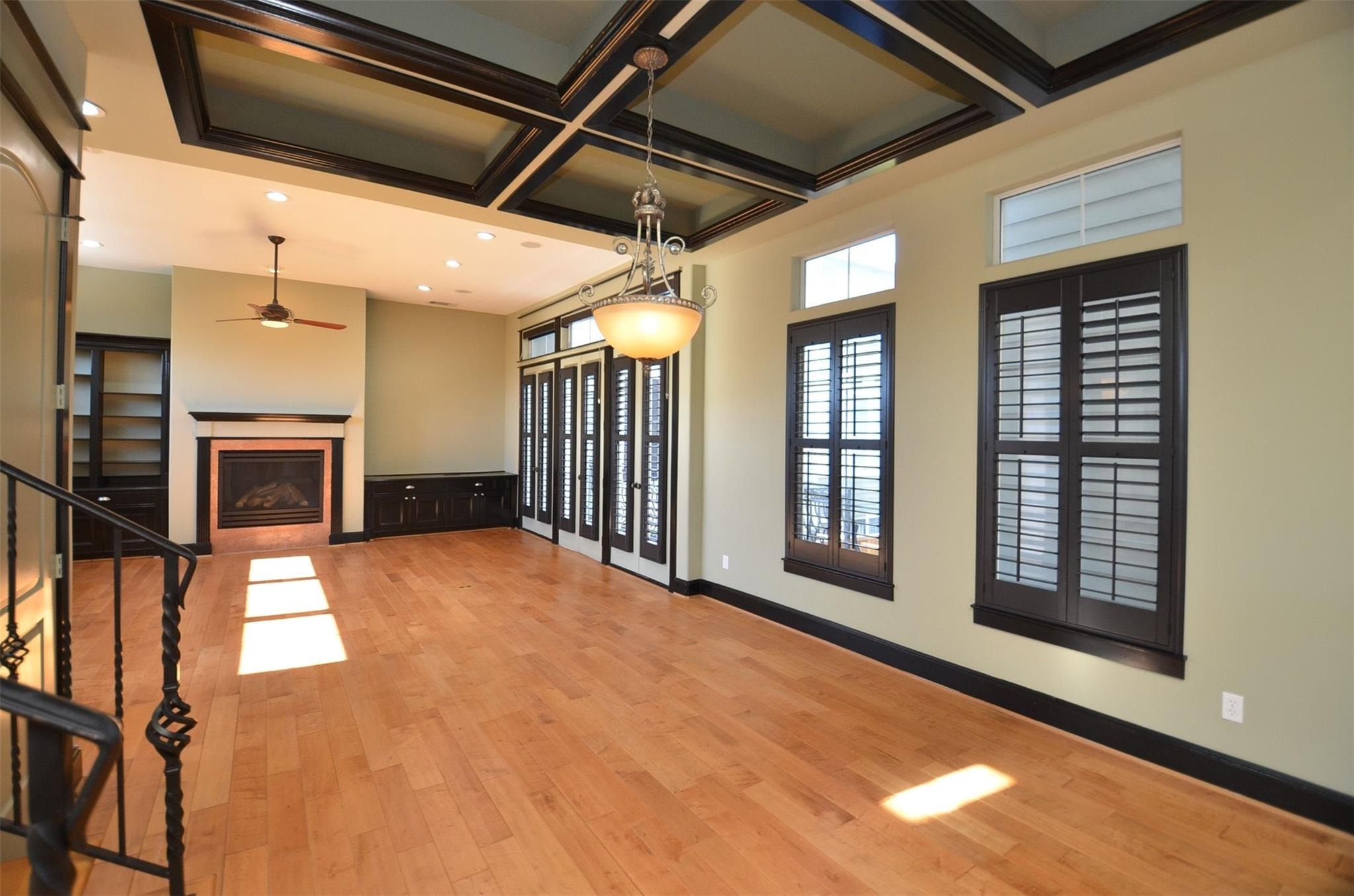 Binz St, Houston, TX 77004 #1