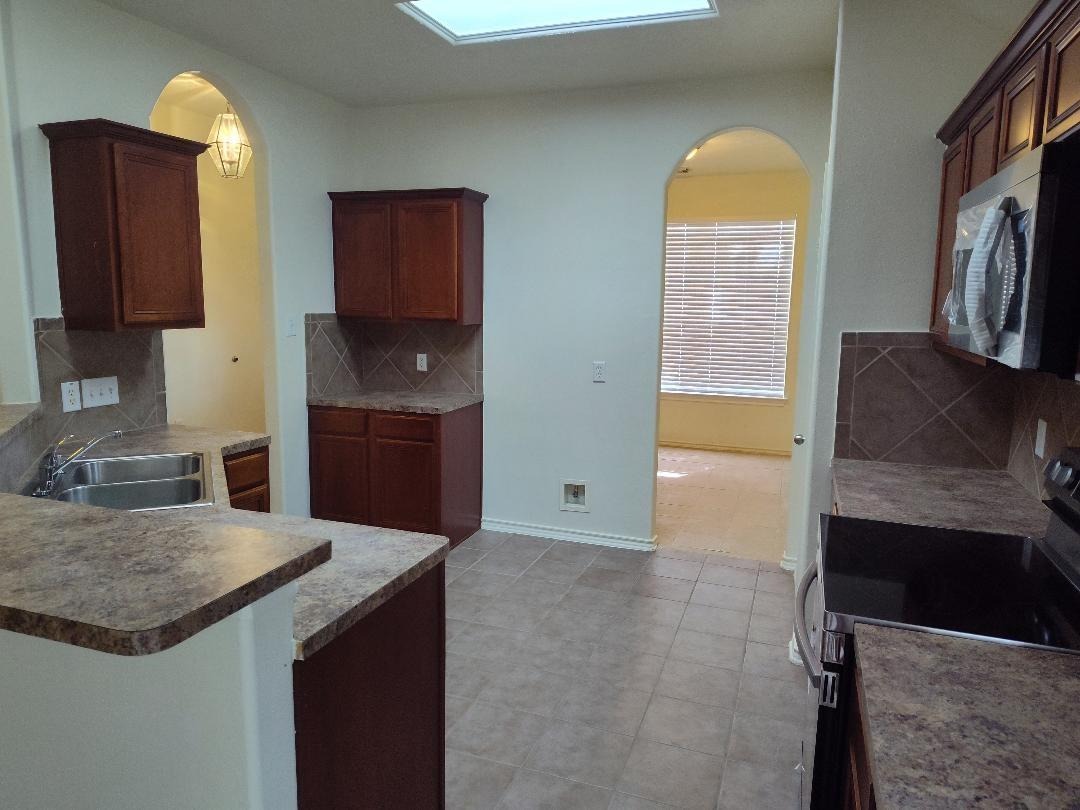 Bonnie Chase Ln, Katy, TX 77449 #1