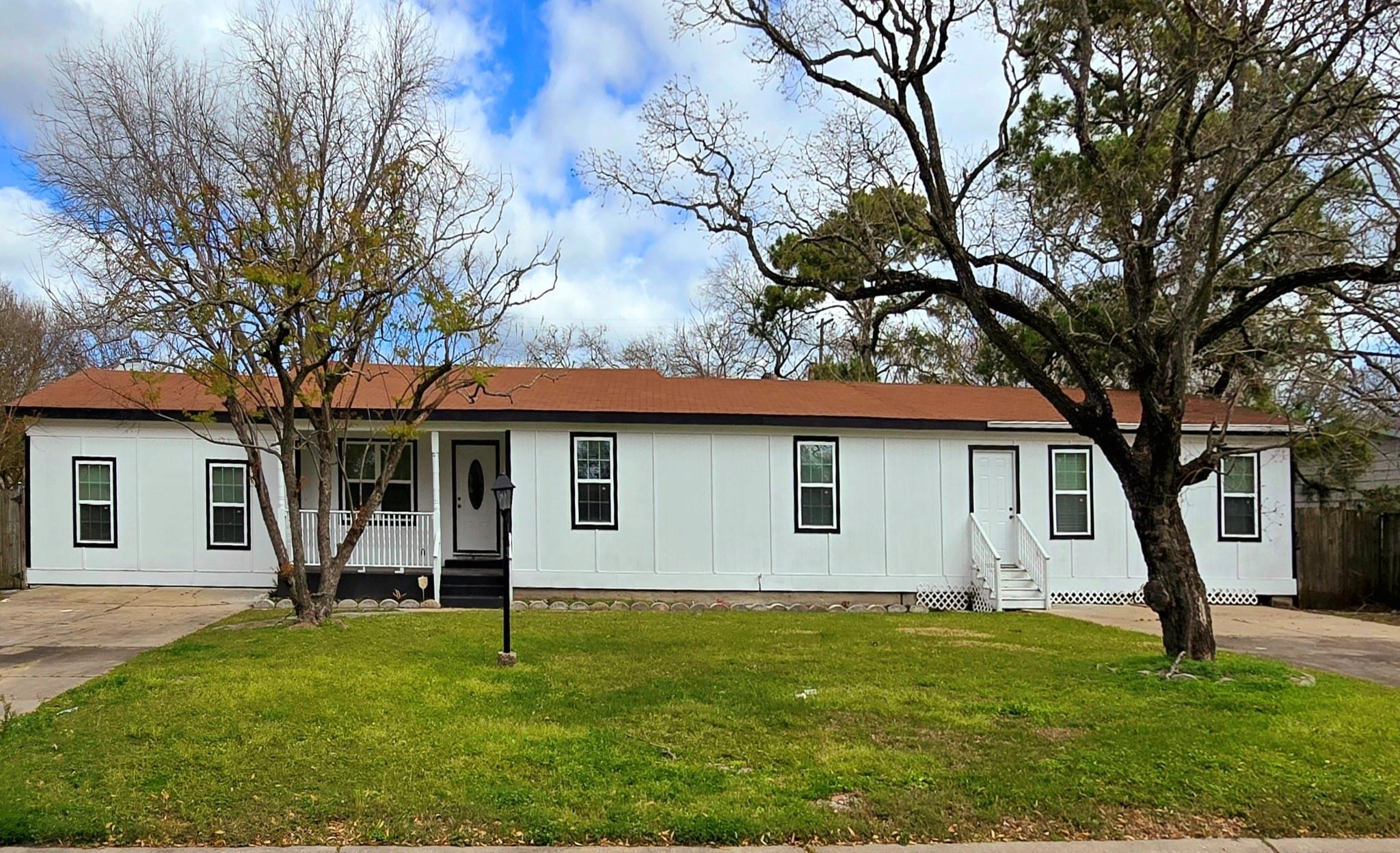 18th Ave, Texas City, TX 77590