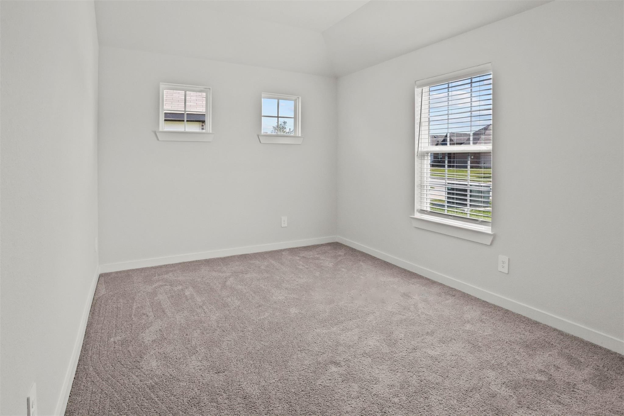 Kingston Heath Dr, Cleveland, TX 77327 #1