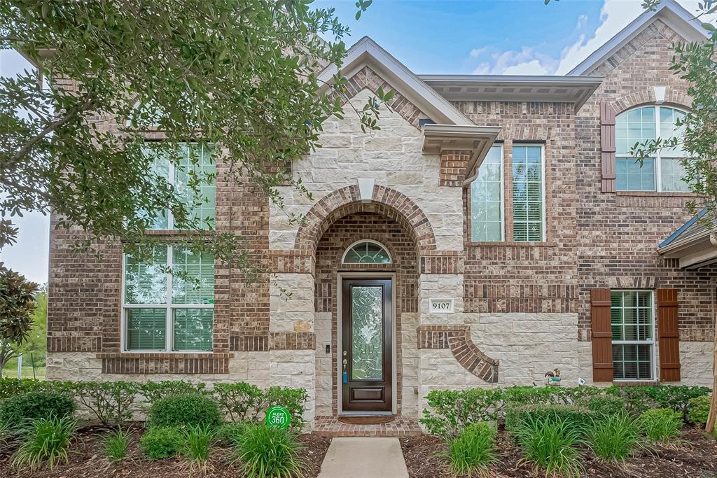 Solvista Pass Ln, Houston, TX 77070