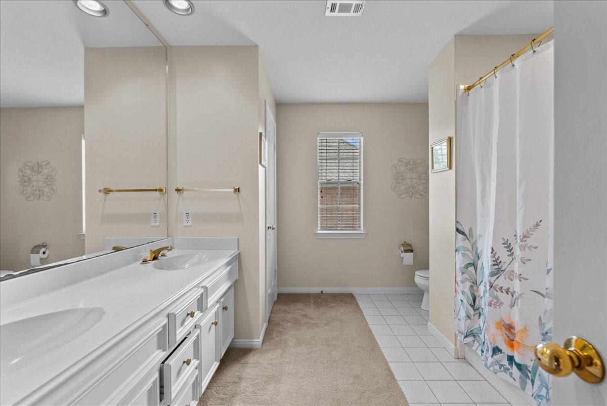 Mighty Redwood Dr, Houston, TX 77059 #1