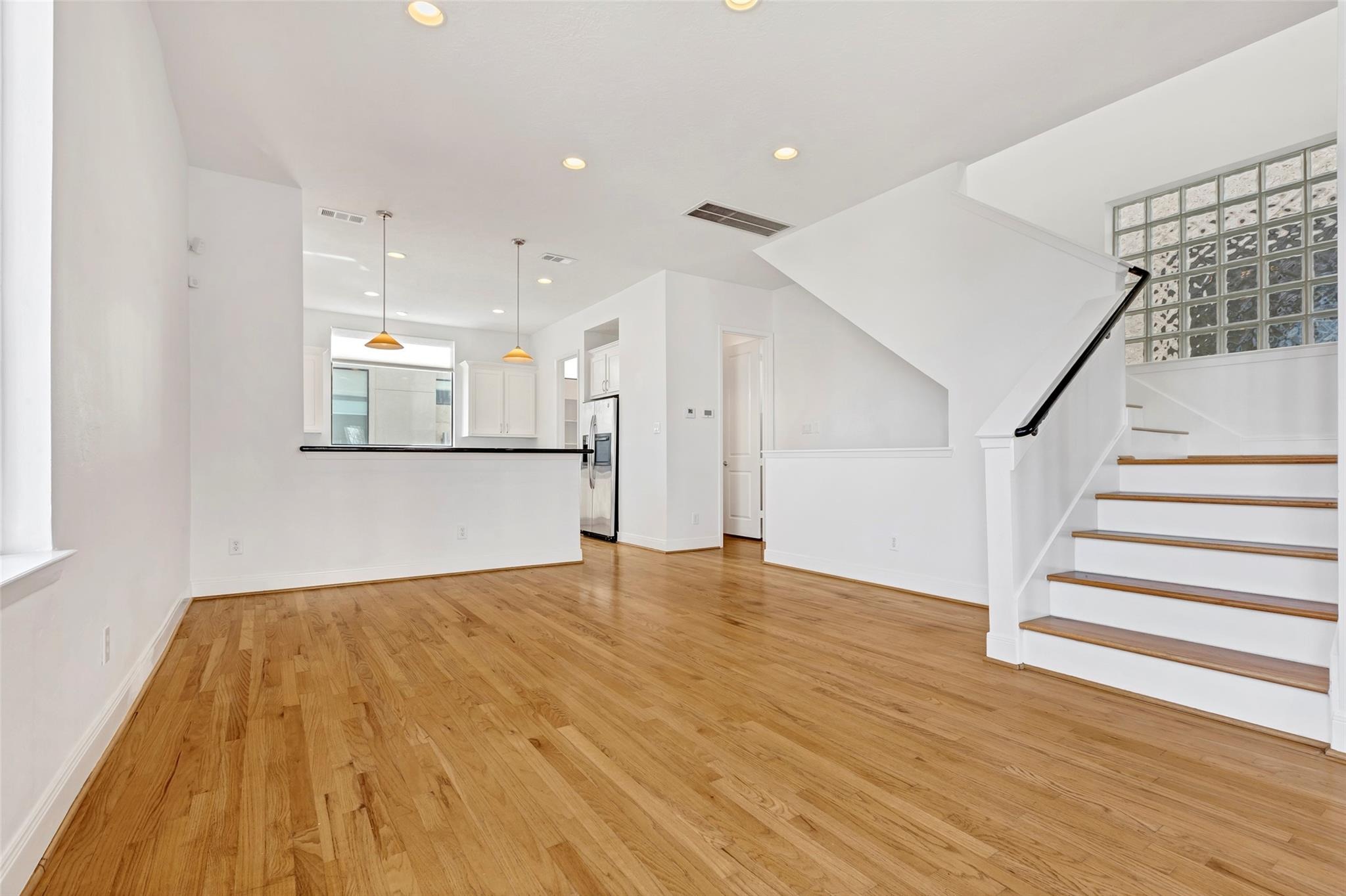 Reinerman St, Houston, TX 77007 #1
