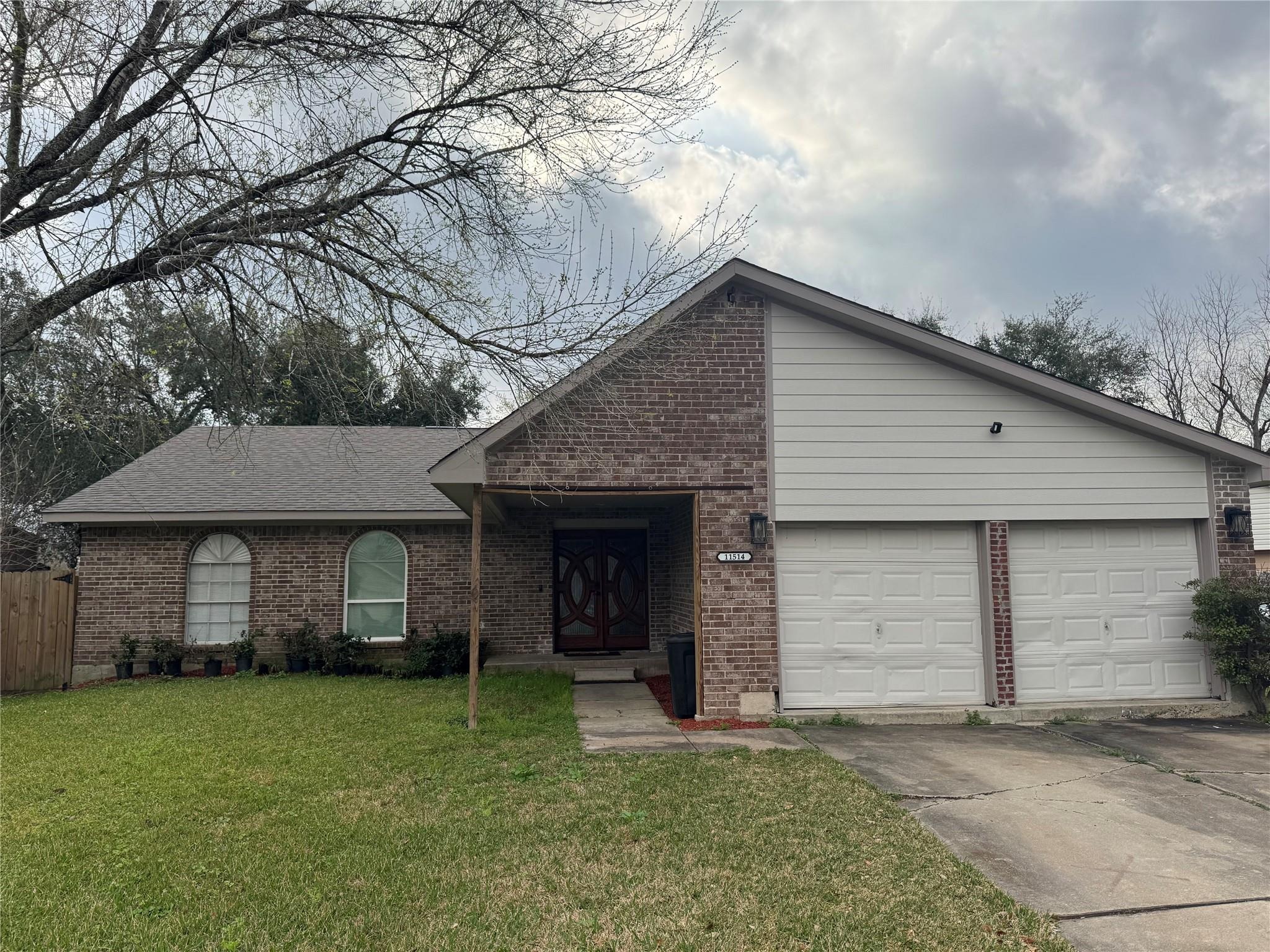 Camphorwood Dr, Houston, TX 77089