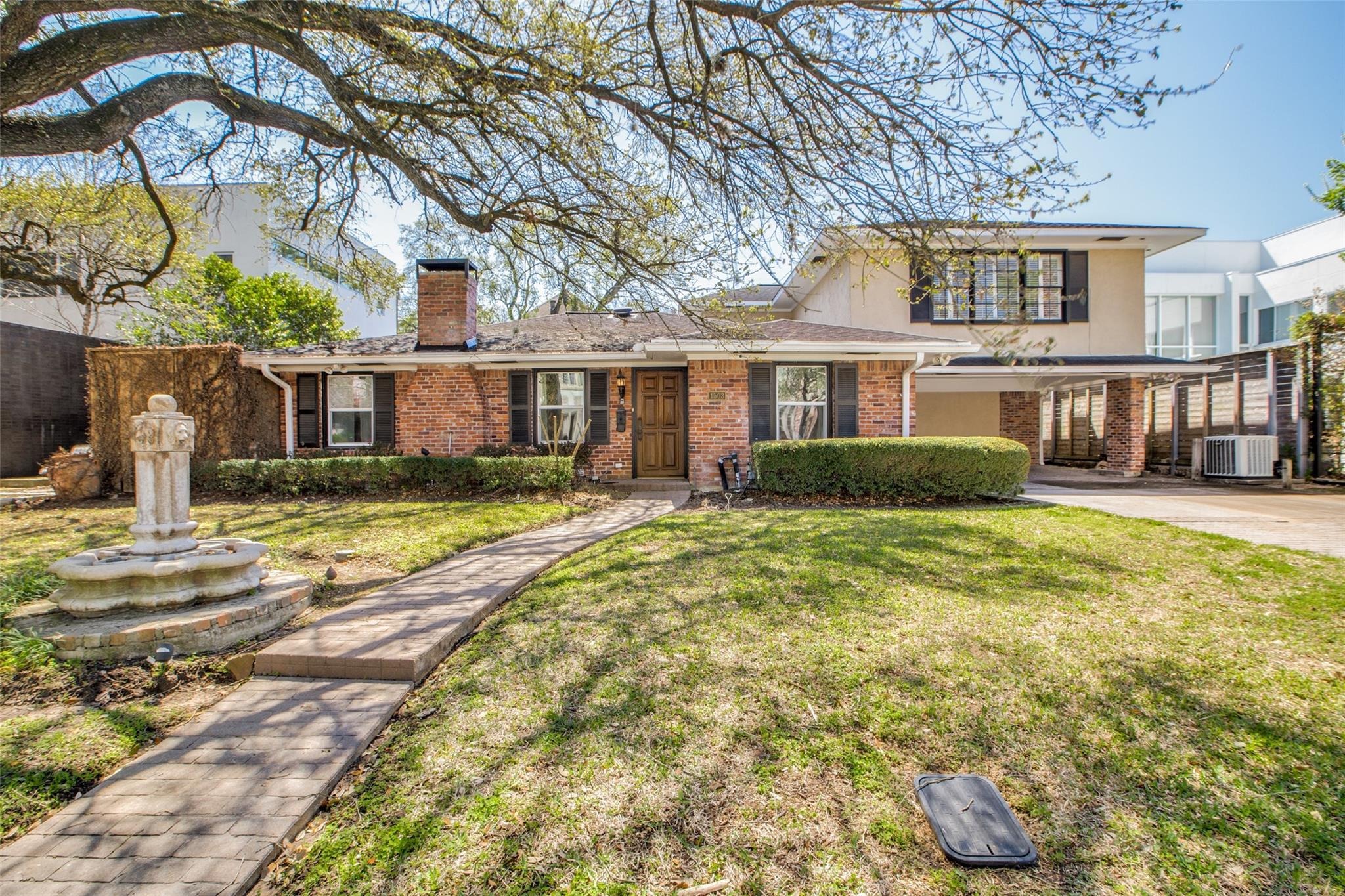 Banks St, Houston, TX 77006
