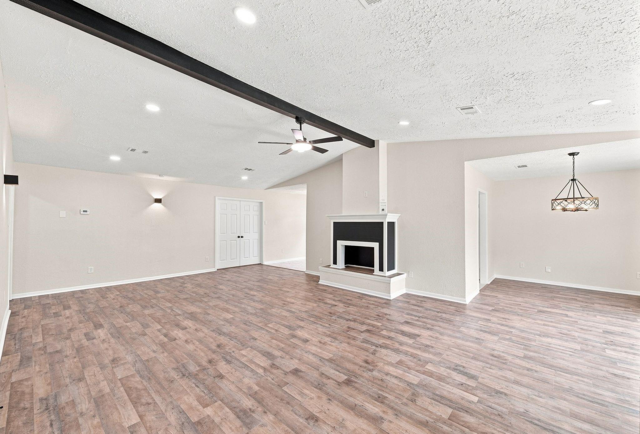 Littleport Ln, Channelview, TX 77530 #1