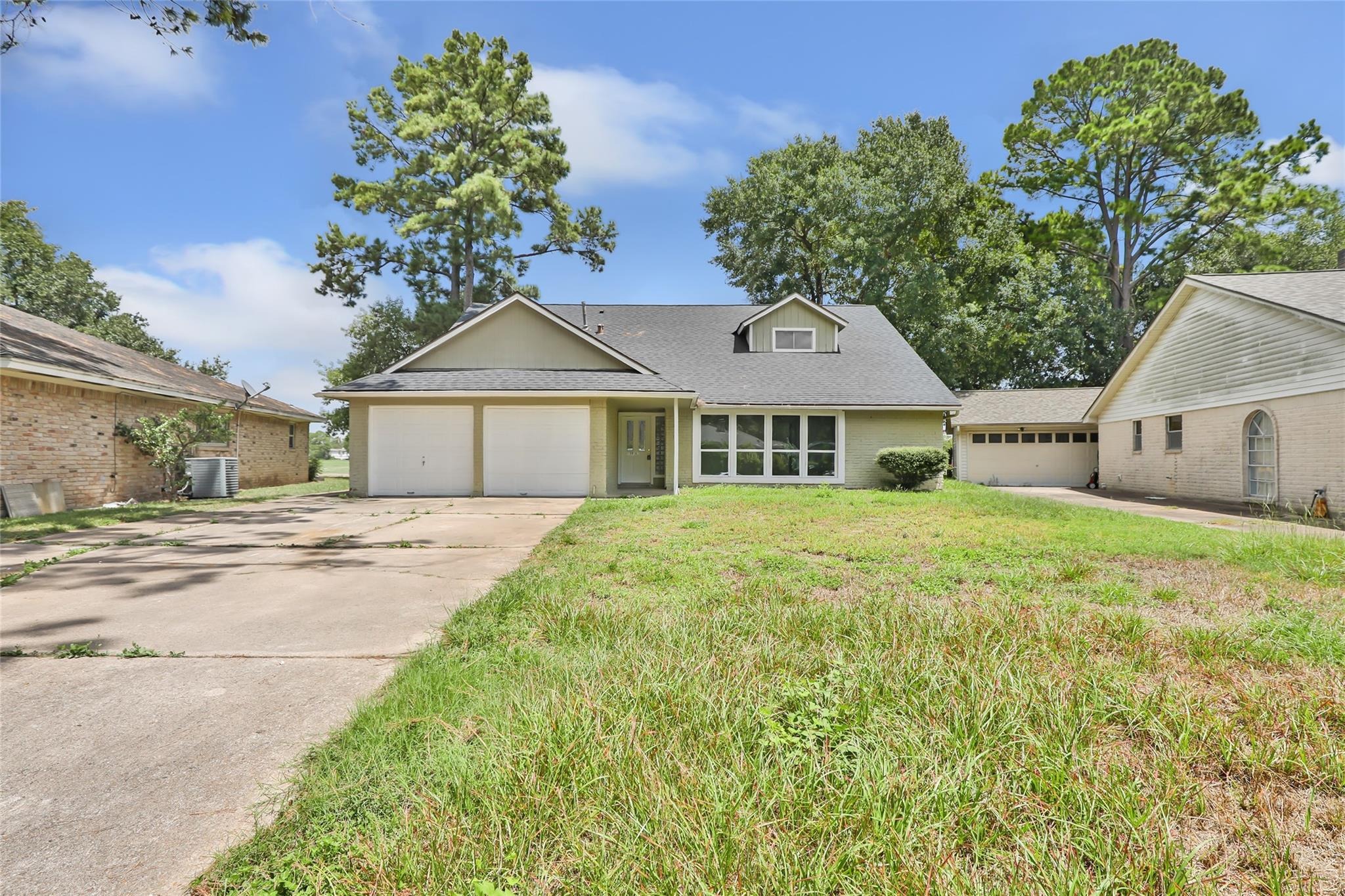 Lawn Ln, Houston, TX 77088