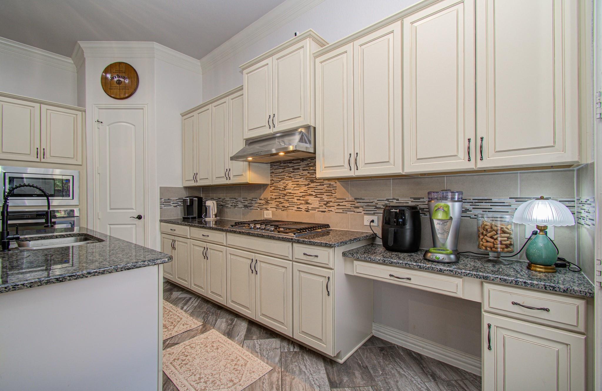 Olde Oaks Estate Ct, Cypress, TX 77433 #1