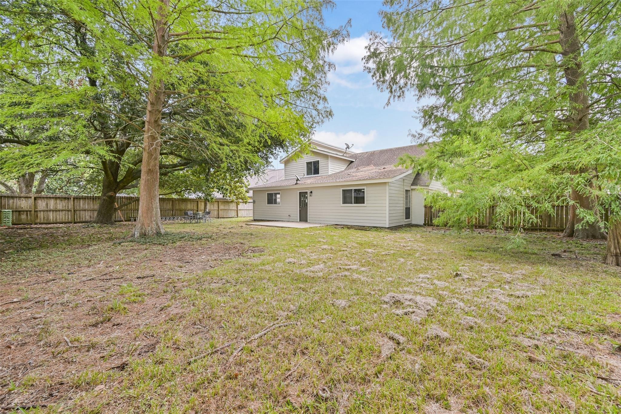 Essex Dr, Friendswood, TX 77546 #1