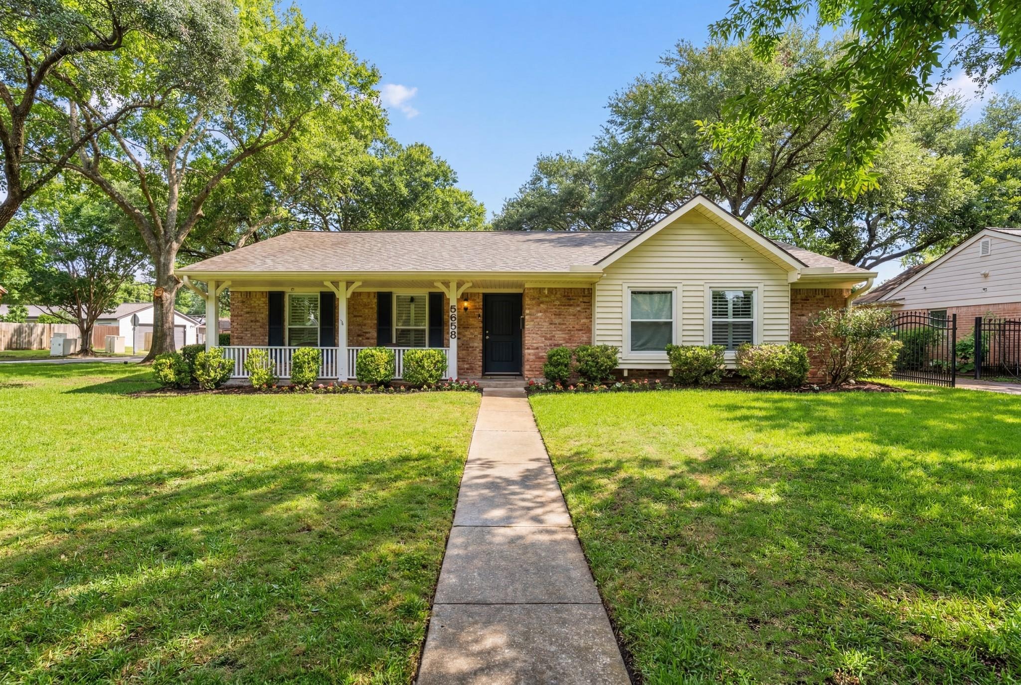 Cartagena St, Houston, TX 77035