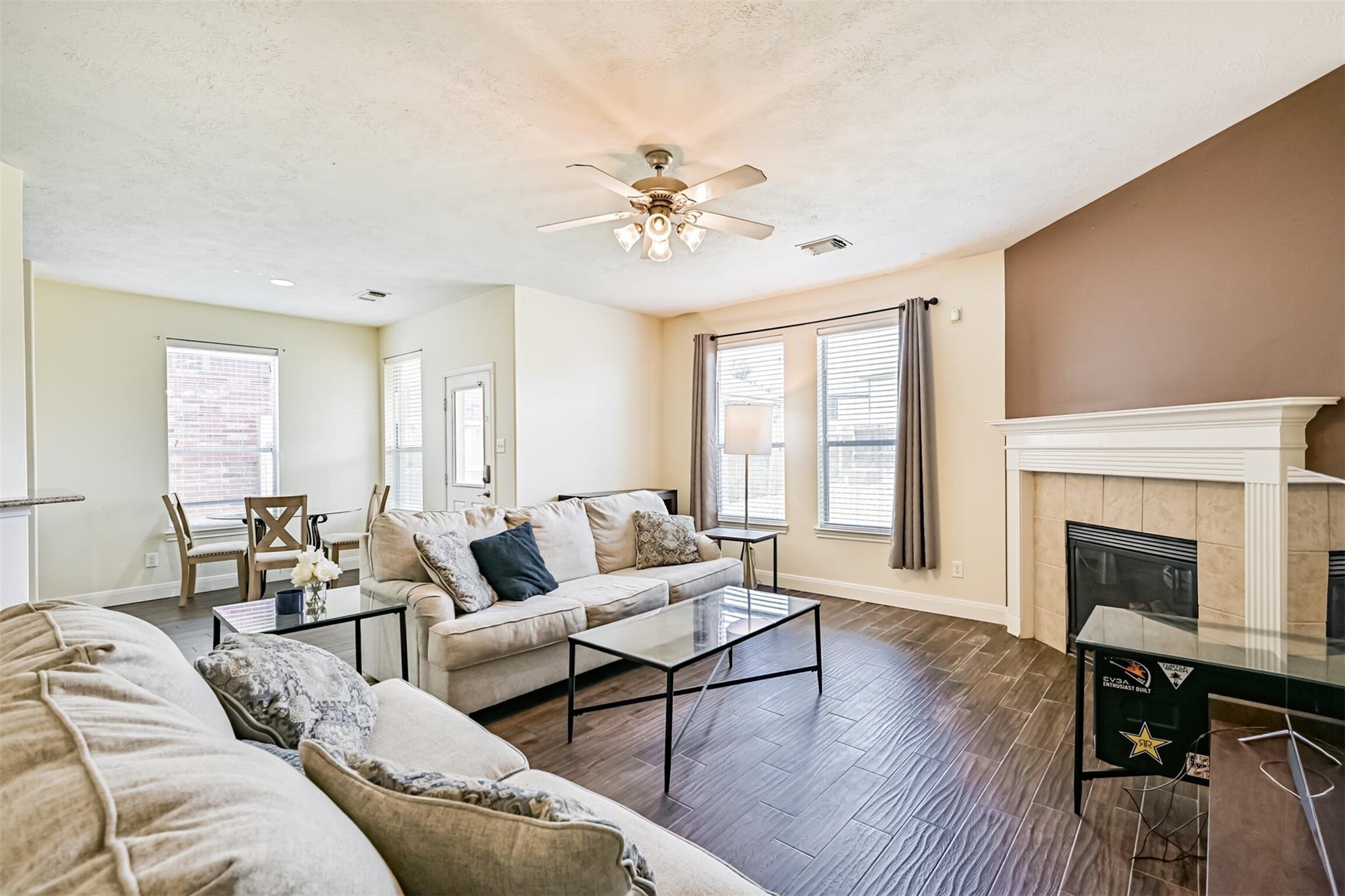 Clear Trail Ln, Houston, TX 77034 #1