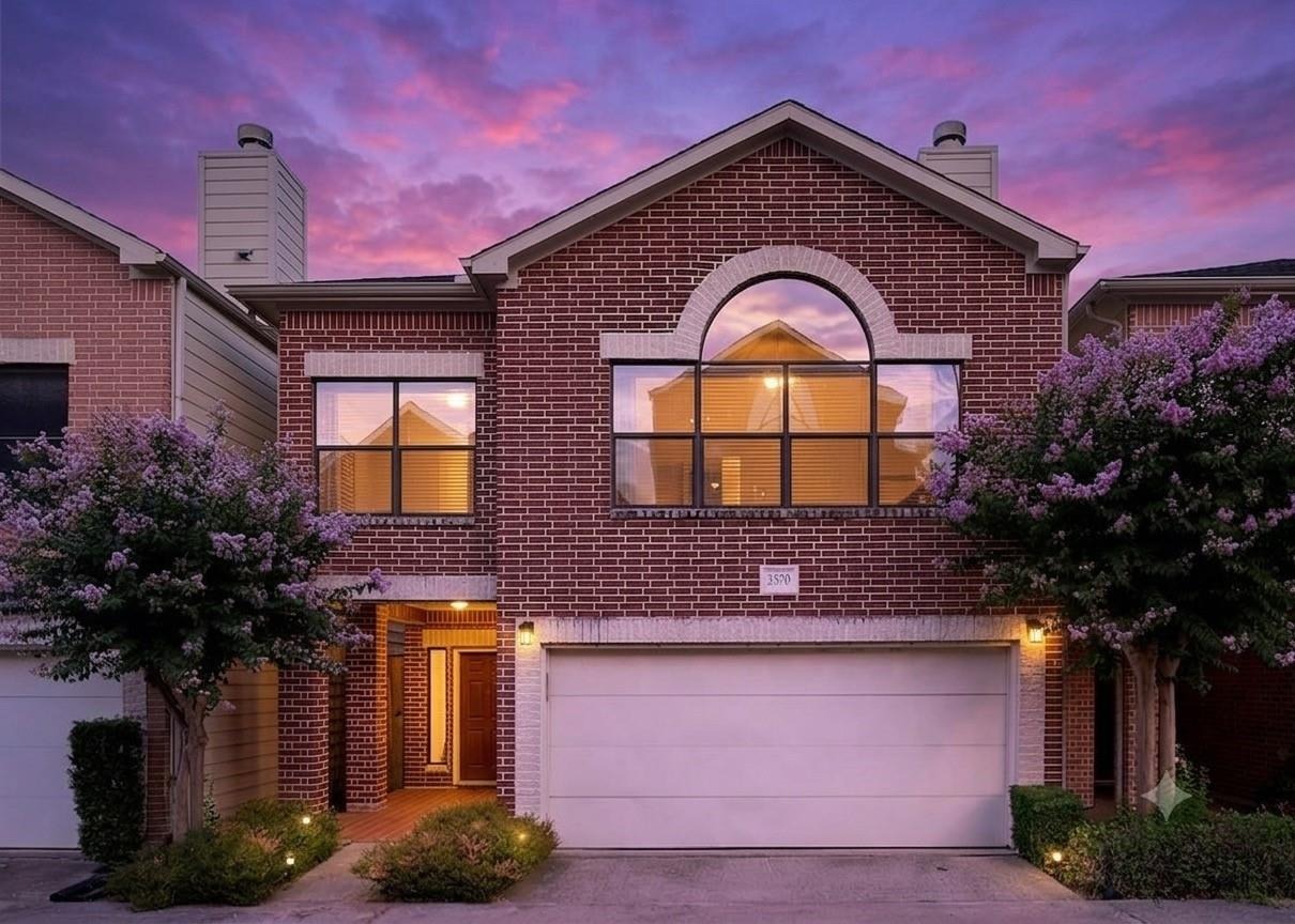 Link Valley Dr, Houston, TX 77025