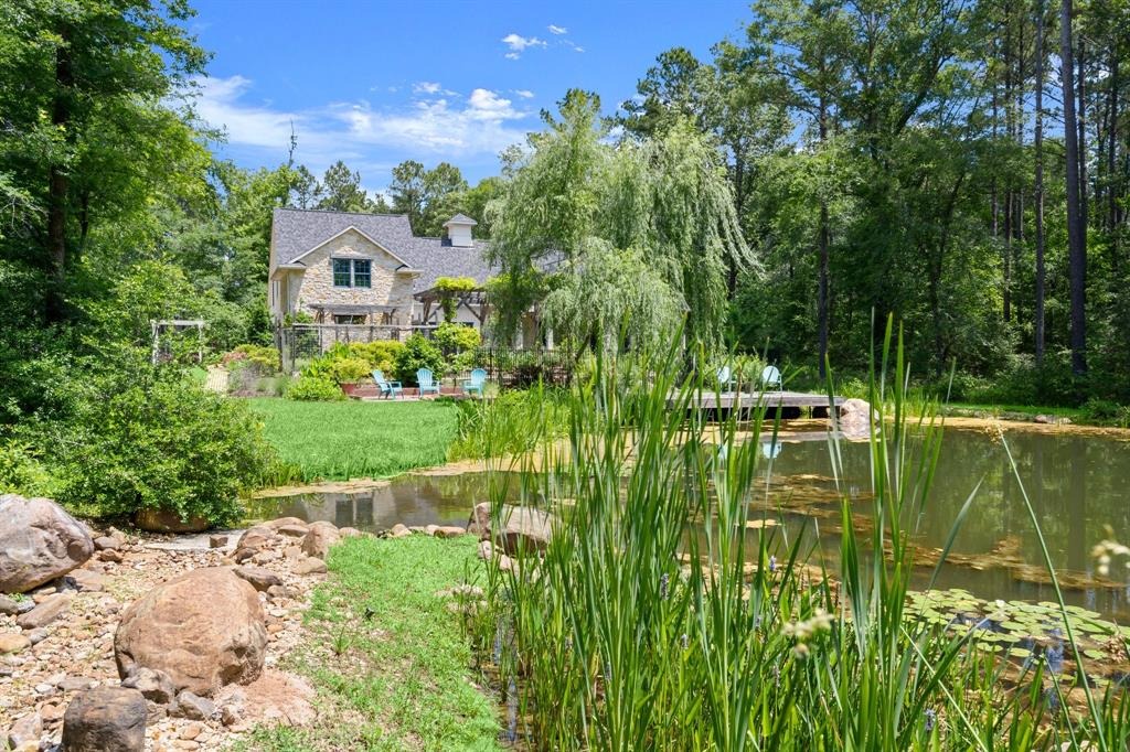 Stagecoach Cir, Huntsville, TX 77340