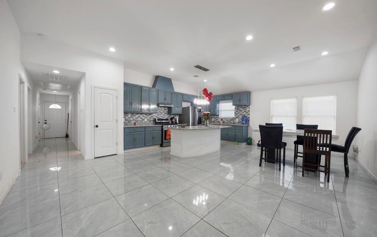 Cartersville St, Houston, TX 77029 #1