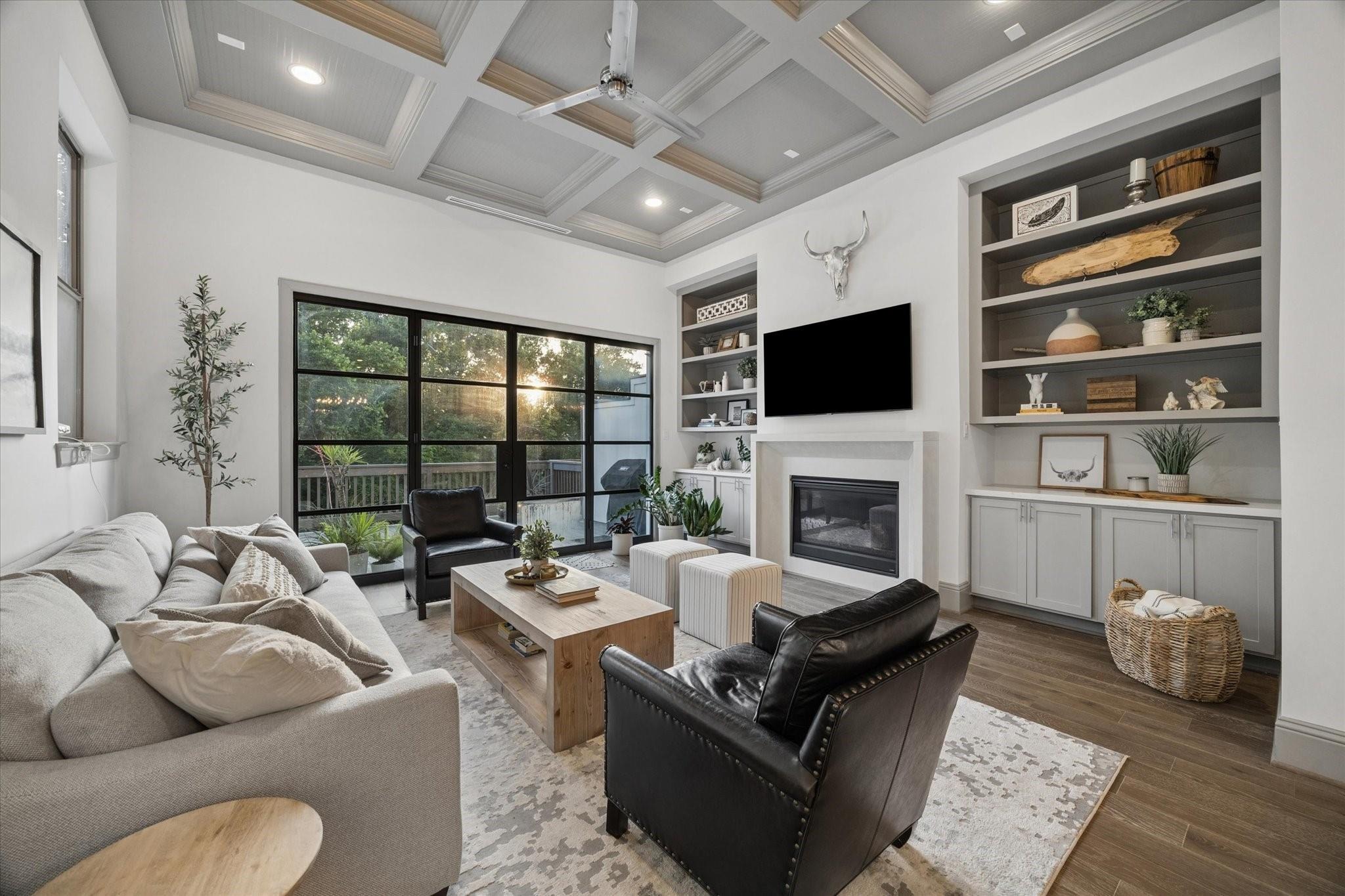 25th St, Houston, TX 77008
