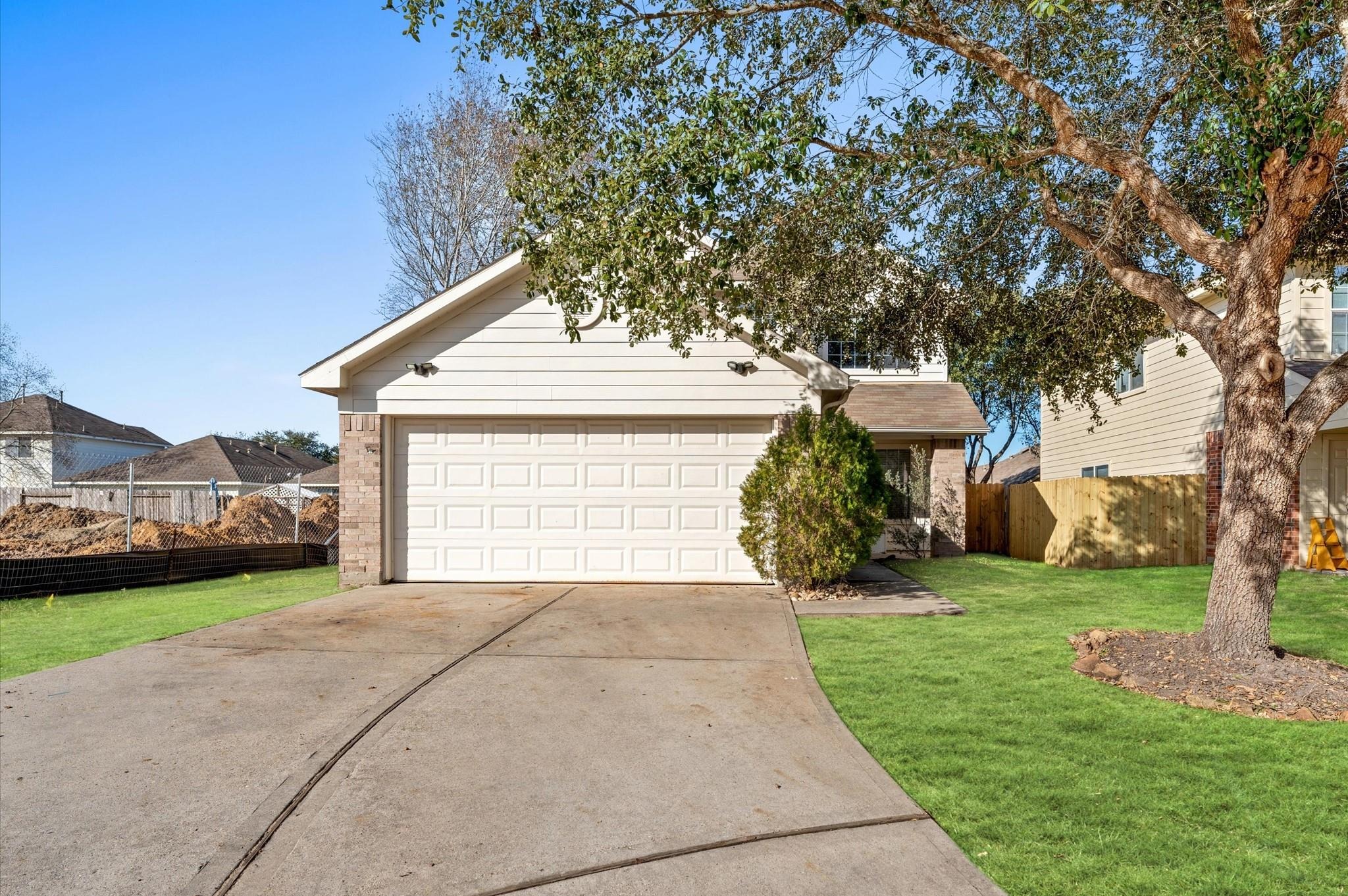 Cool Springs Ct, Magnolia, TX 77354