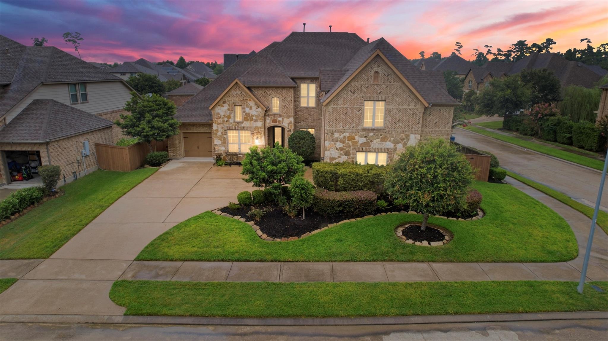 Lake Branch Ln, Houston, TX 77044
