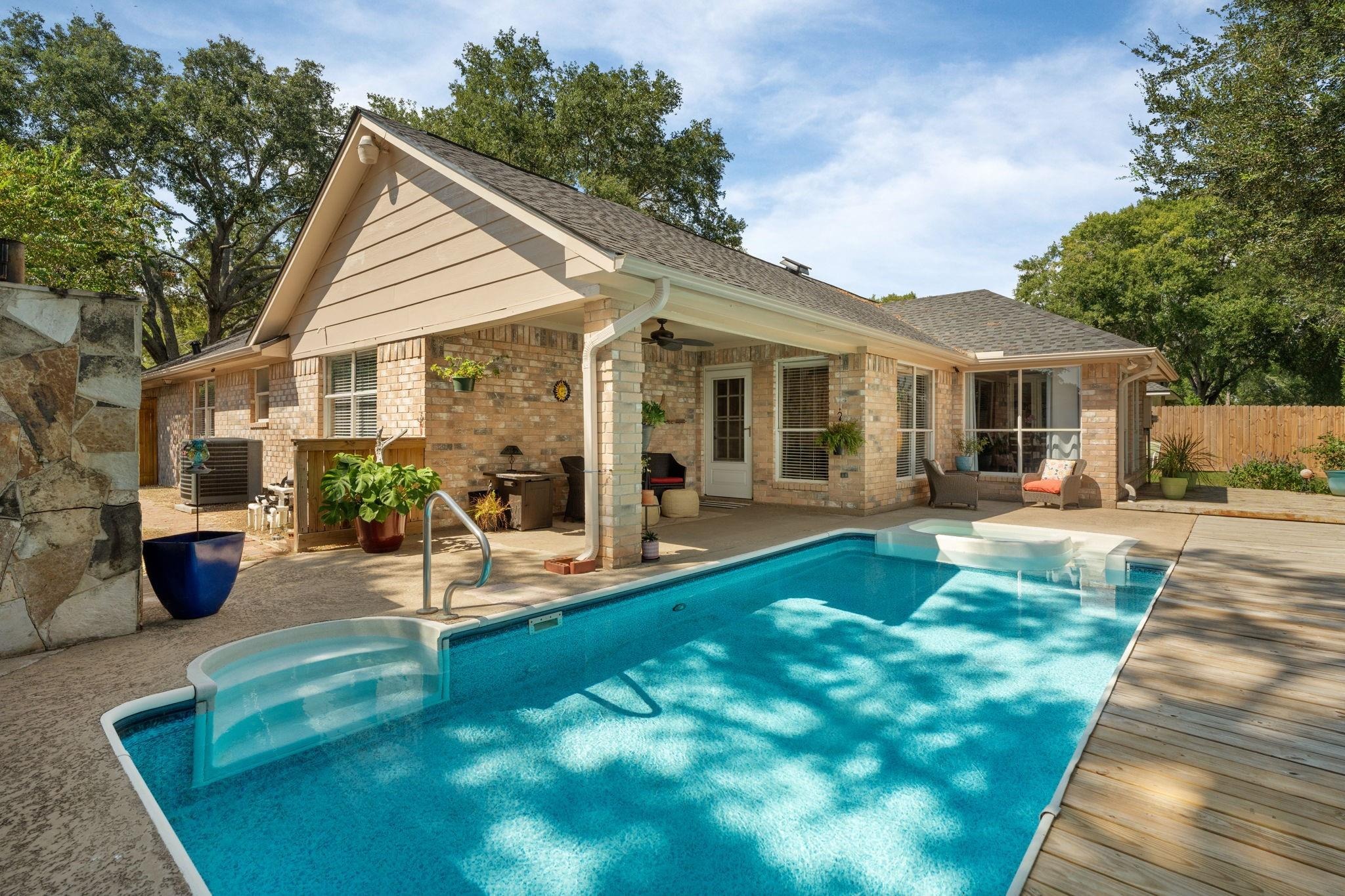 Brant St, Katy, TX 77493