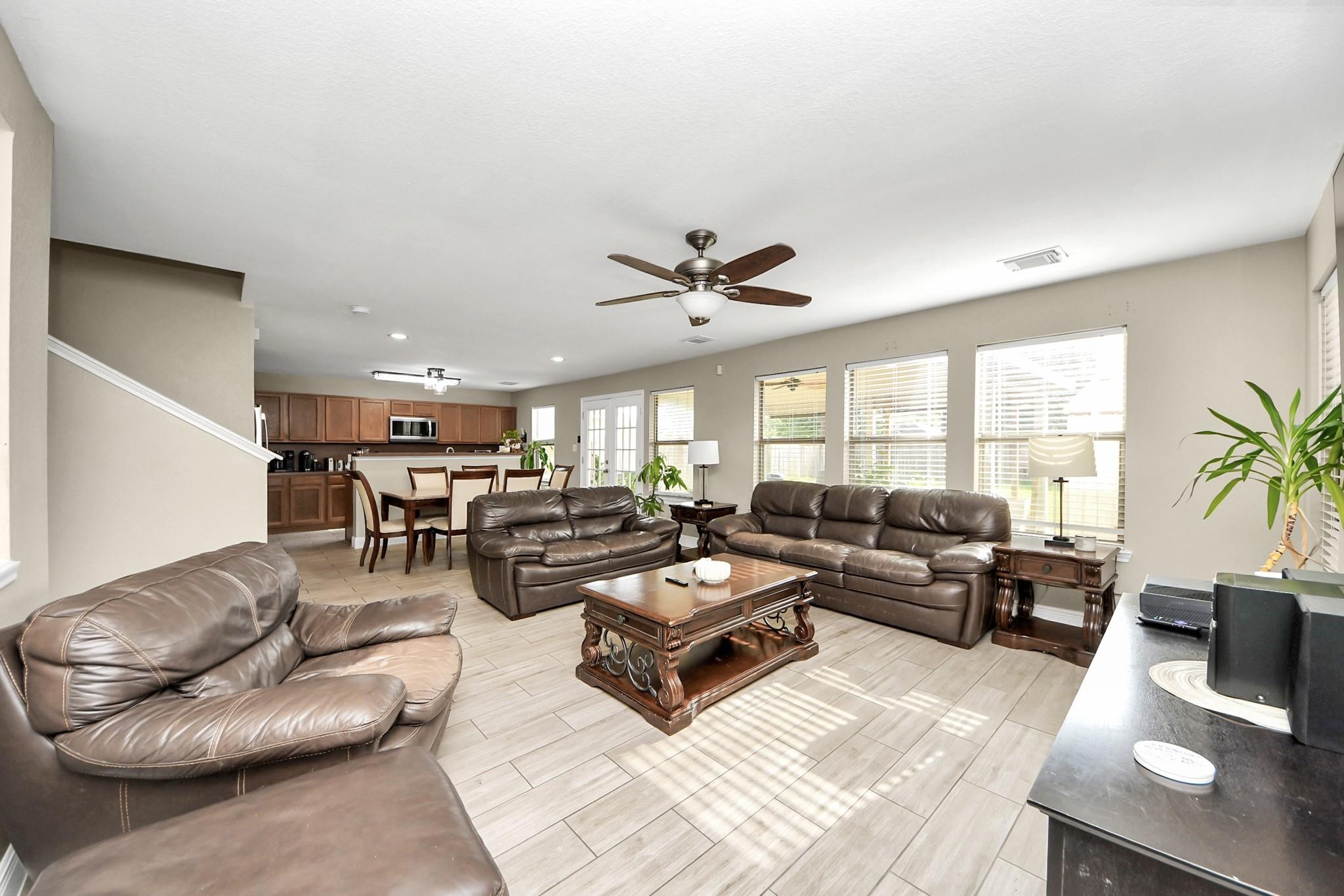 Prosperity Ridge Dr, Houston, TX 77048 #1