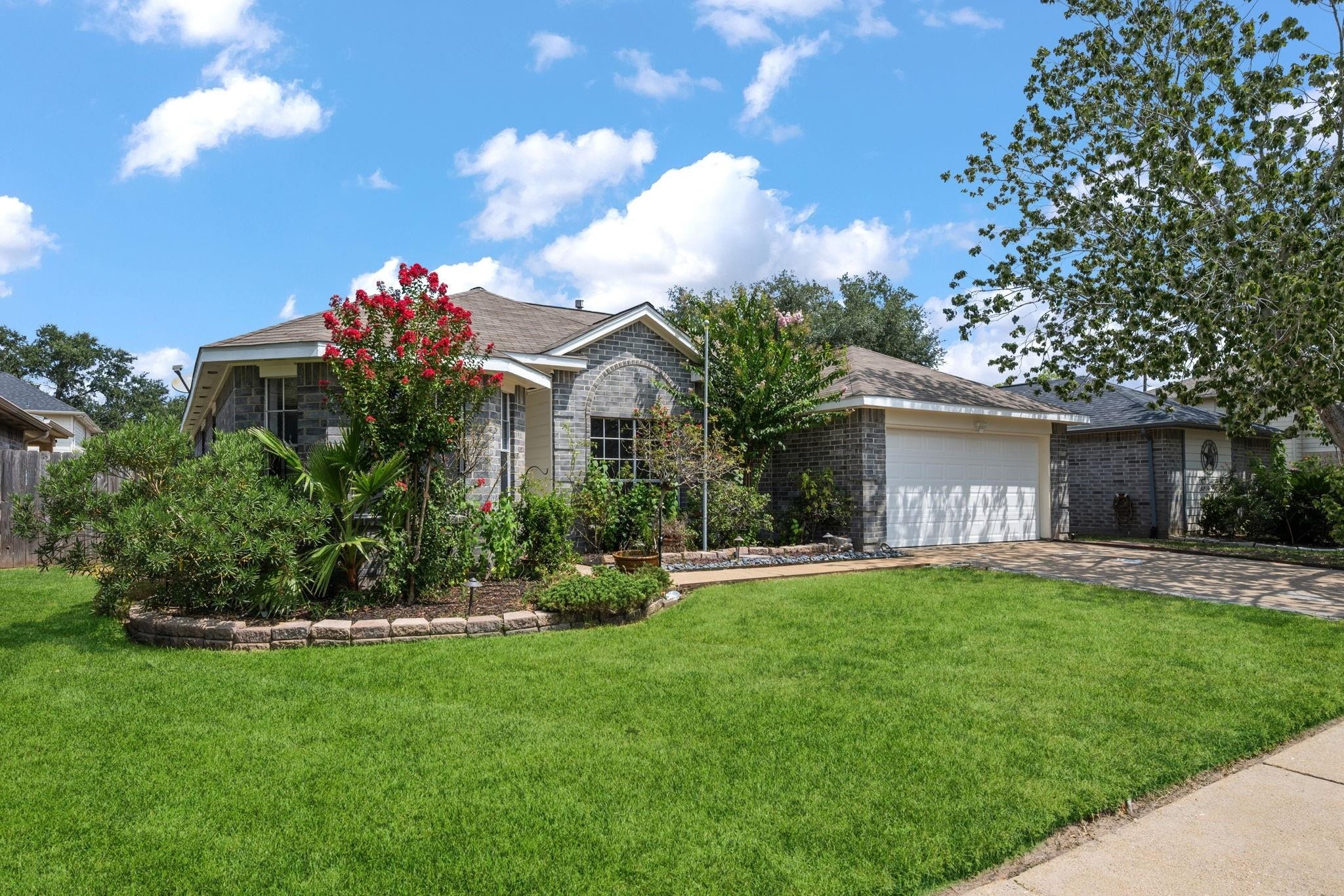 Elmtree Estates Dr, Katy, TX 77449