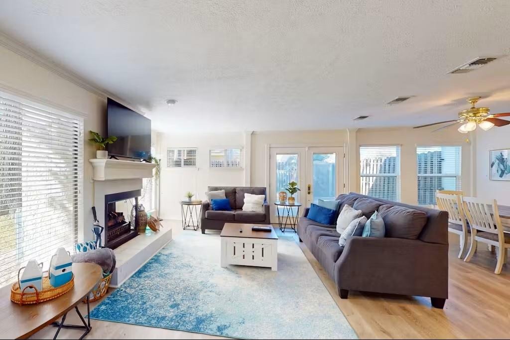 Knollcrest Dr, Montgomery, TX 77356