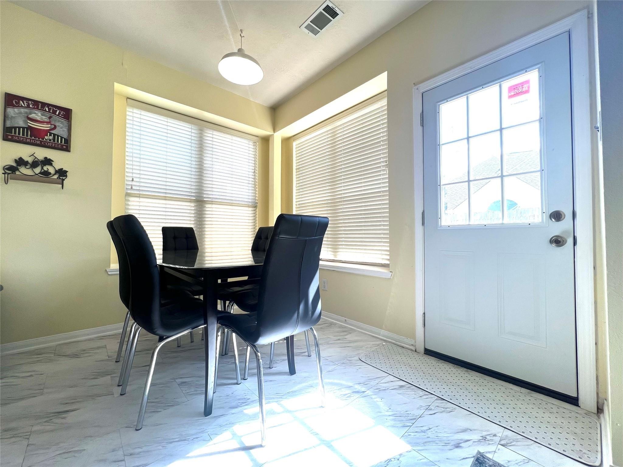 Solara Bnd, Houston, TX 77083 #1