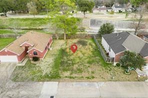 Victory Dr, Houston, TX 77088