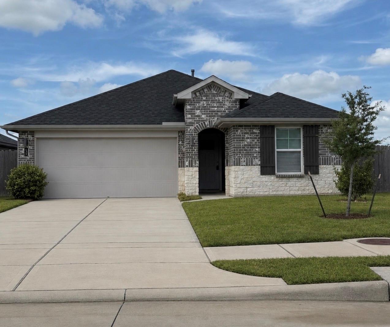 Natchez Trce, Fresno, TX 77545