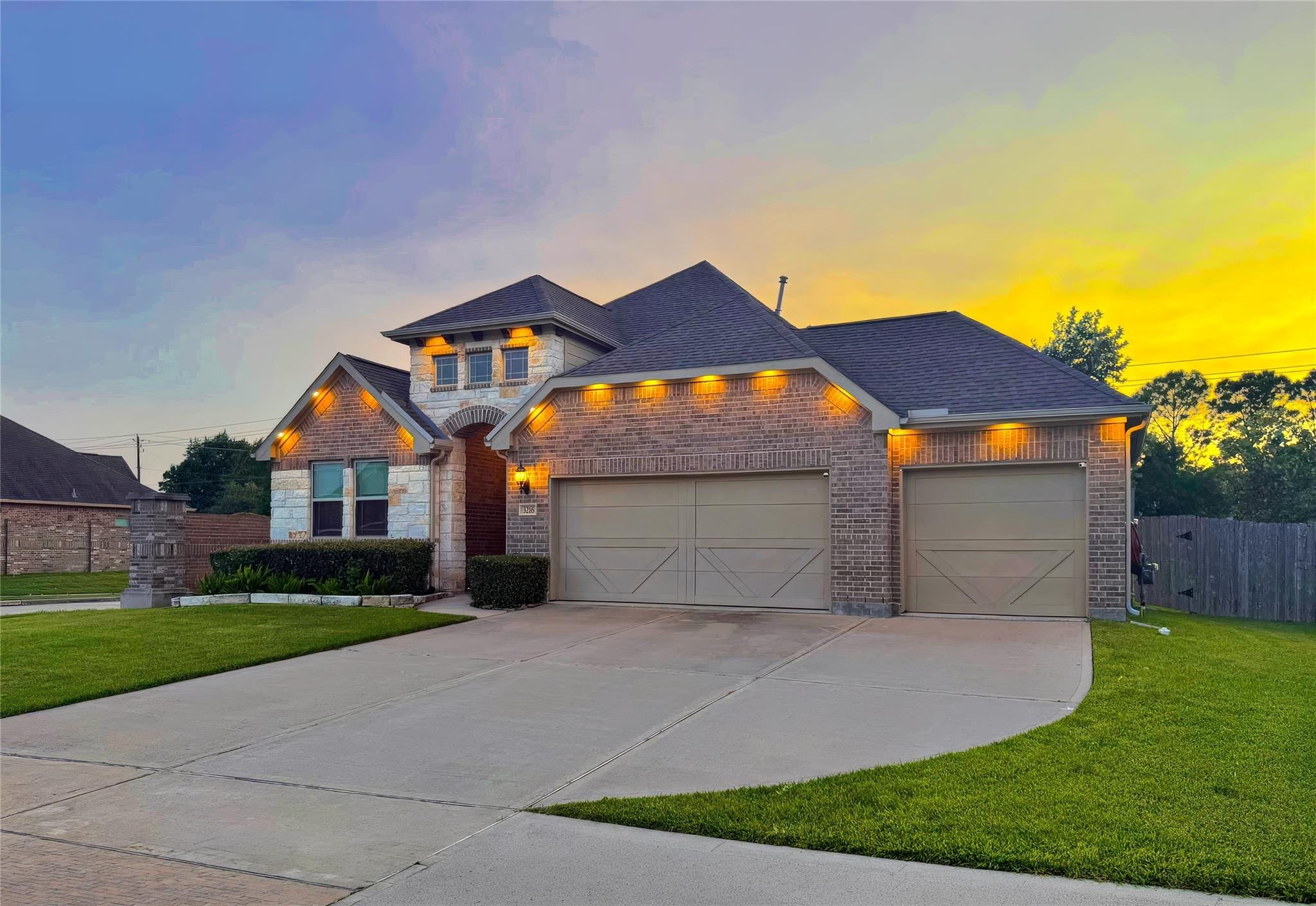 Parker Dr, Pearland, TX 77584