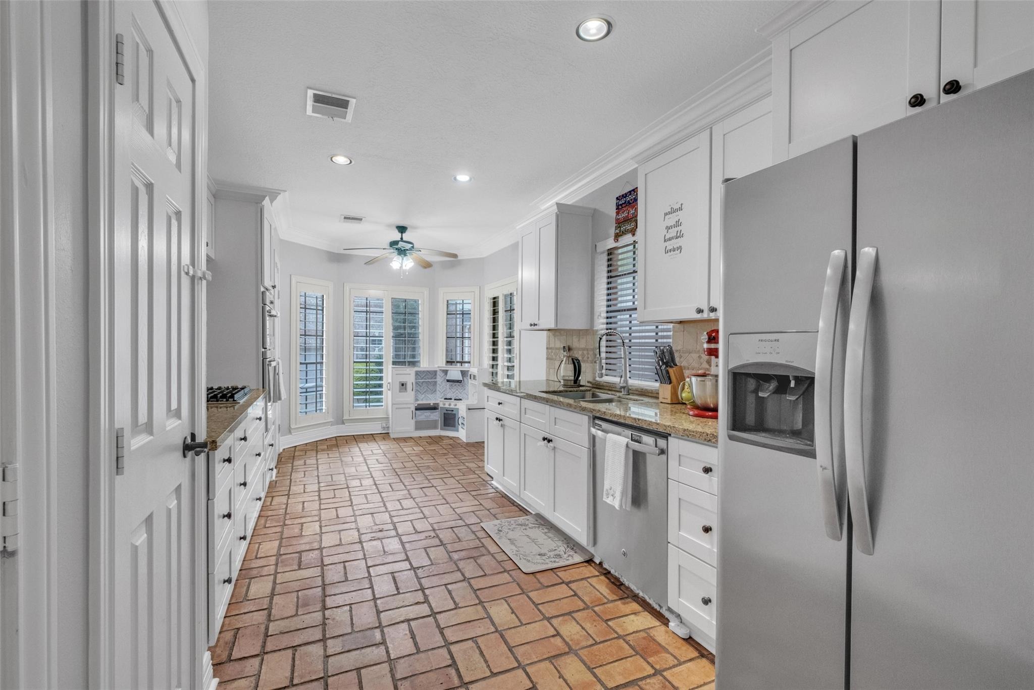 Kingsbridge Ln, Houston, TX 77077 #1