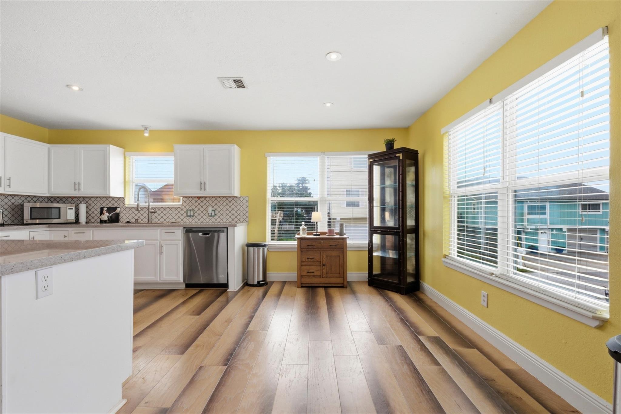 Sandpiper St, LA Marque, TX 77568 #1