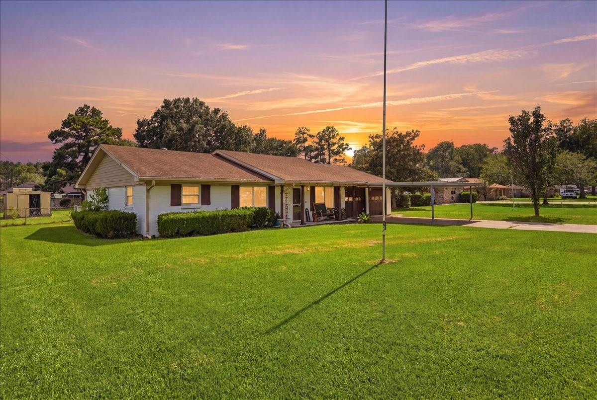 Laurie Ln, Lumberton, TX 77657