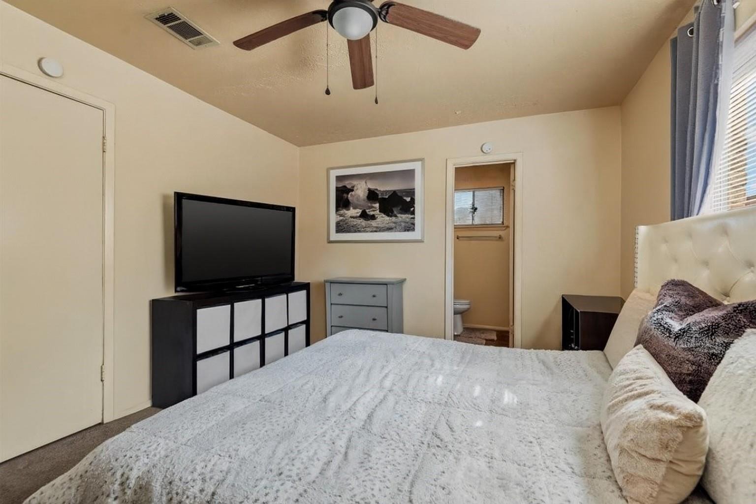 Bubbling Spring Ln, Houston, TX 77086 #1