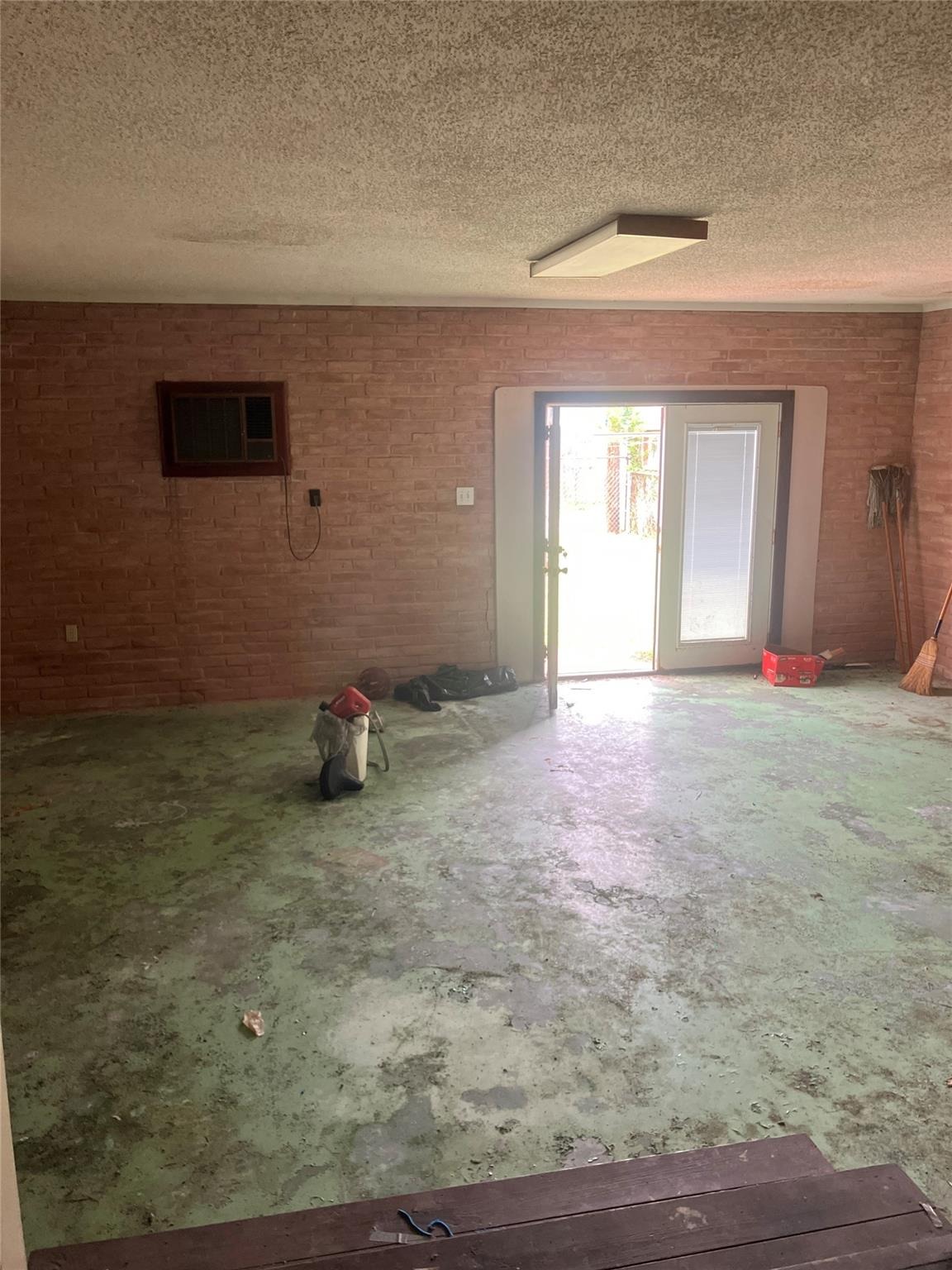 40th St, Galveston, TX 77550 #1