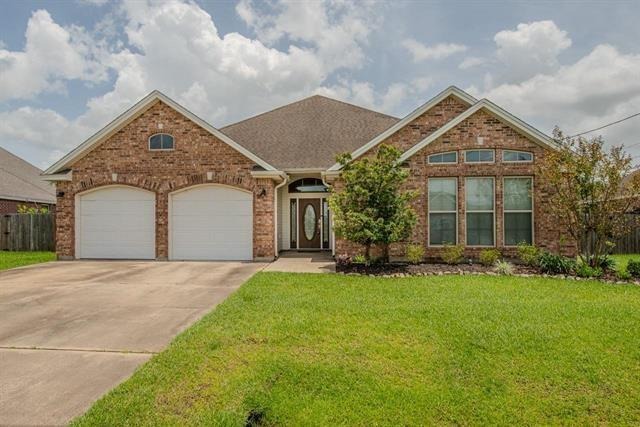 Westchase Loop, Lumberton, TX 77657