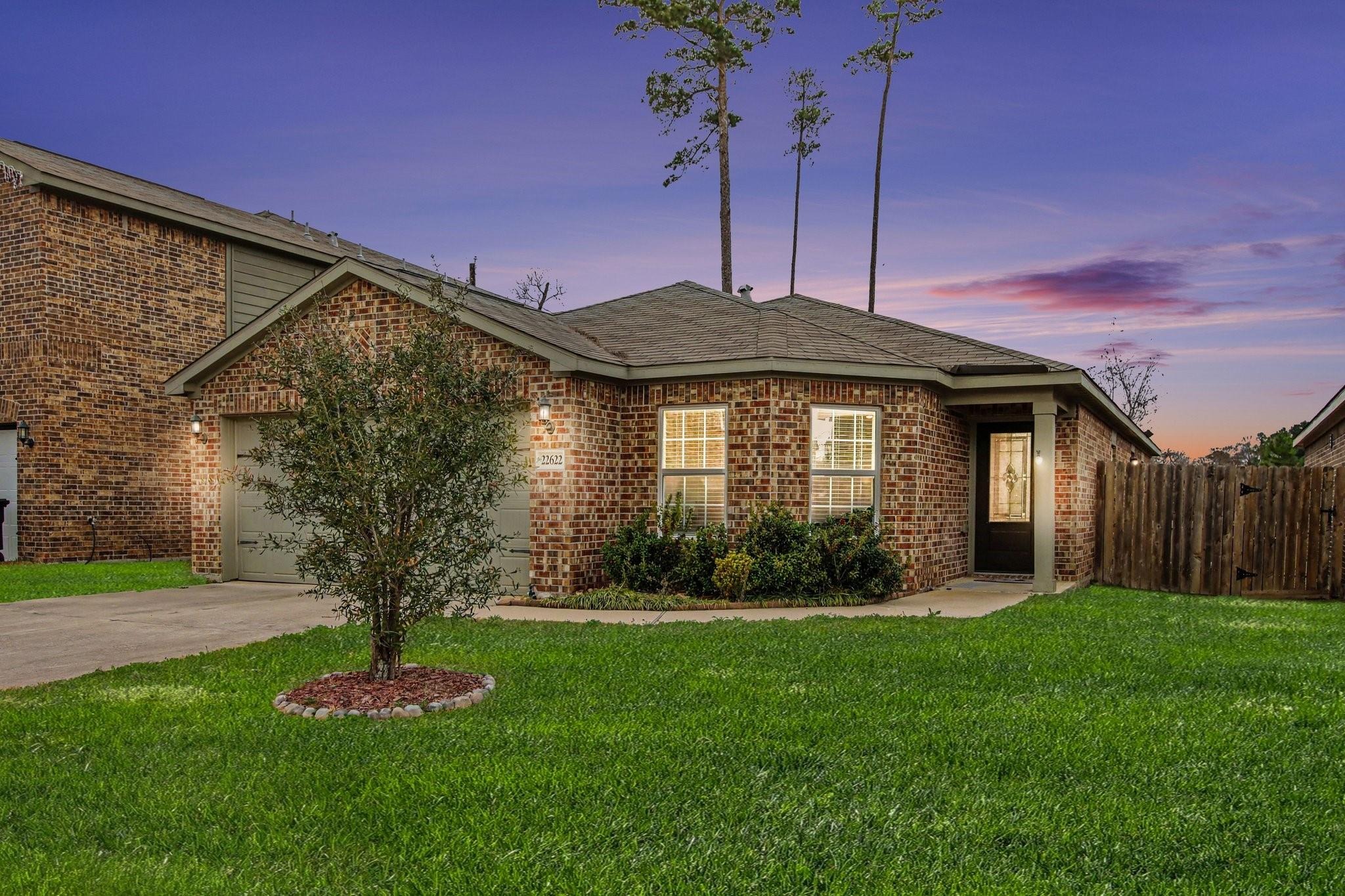 Steel Blue Jaybird Dr, Hockley, TX 77447