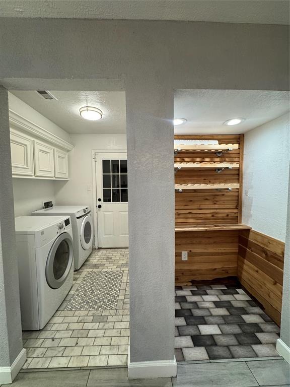 Oakwood Ct, Houston, TX 77040 #1
