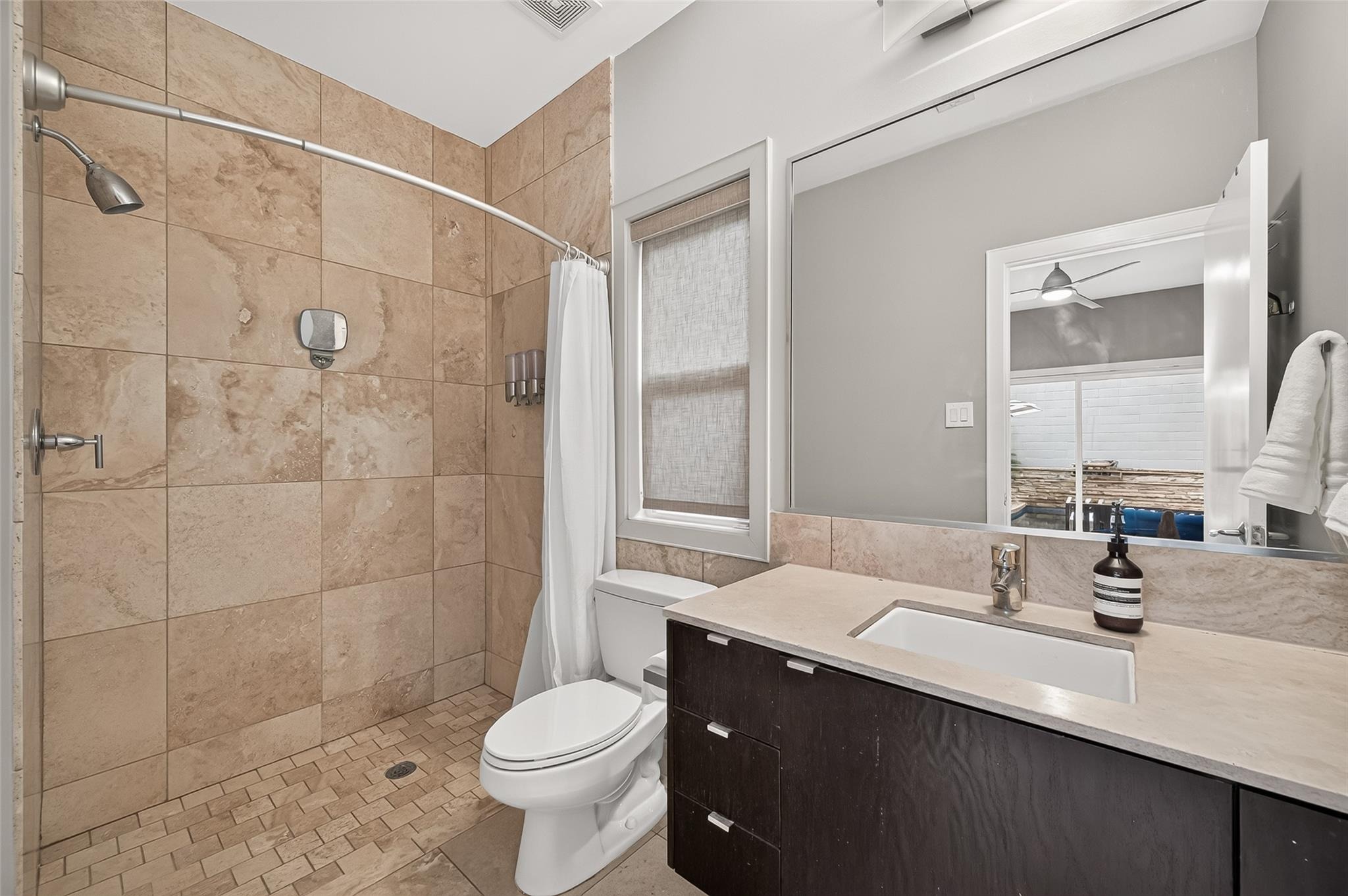 Morrison St, Houston, TX 77009 #1