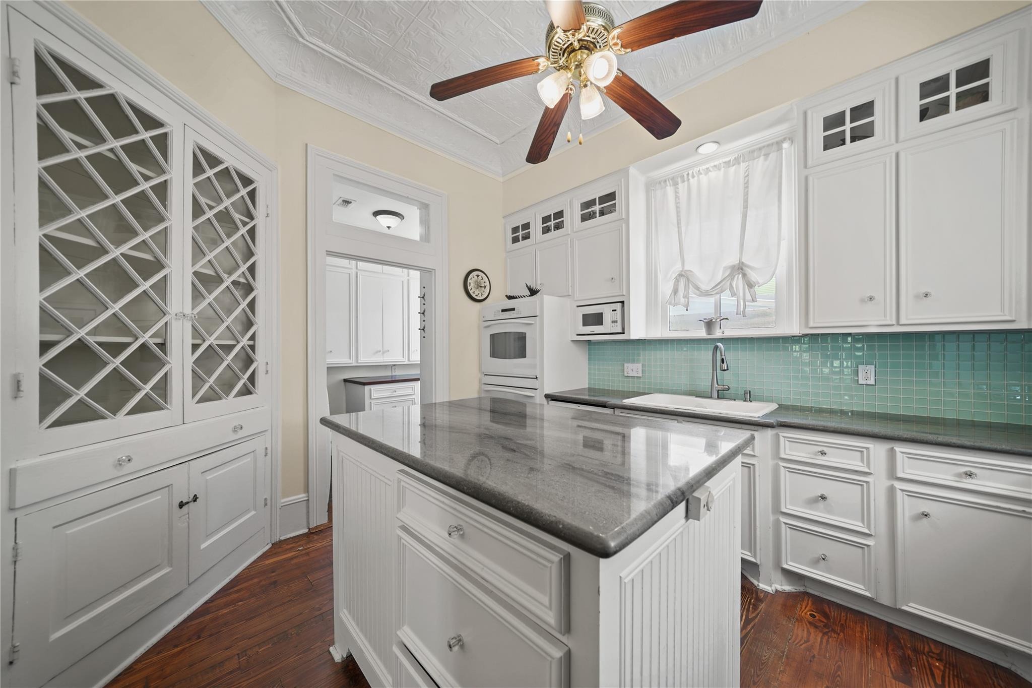 Winnie St, Galveston, TX 77550 #1