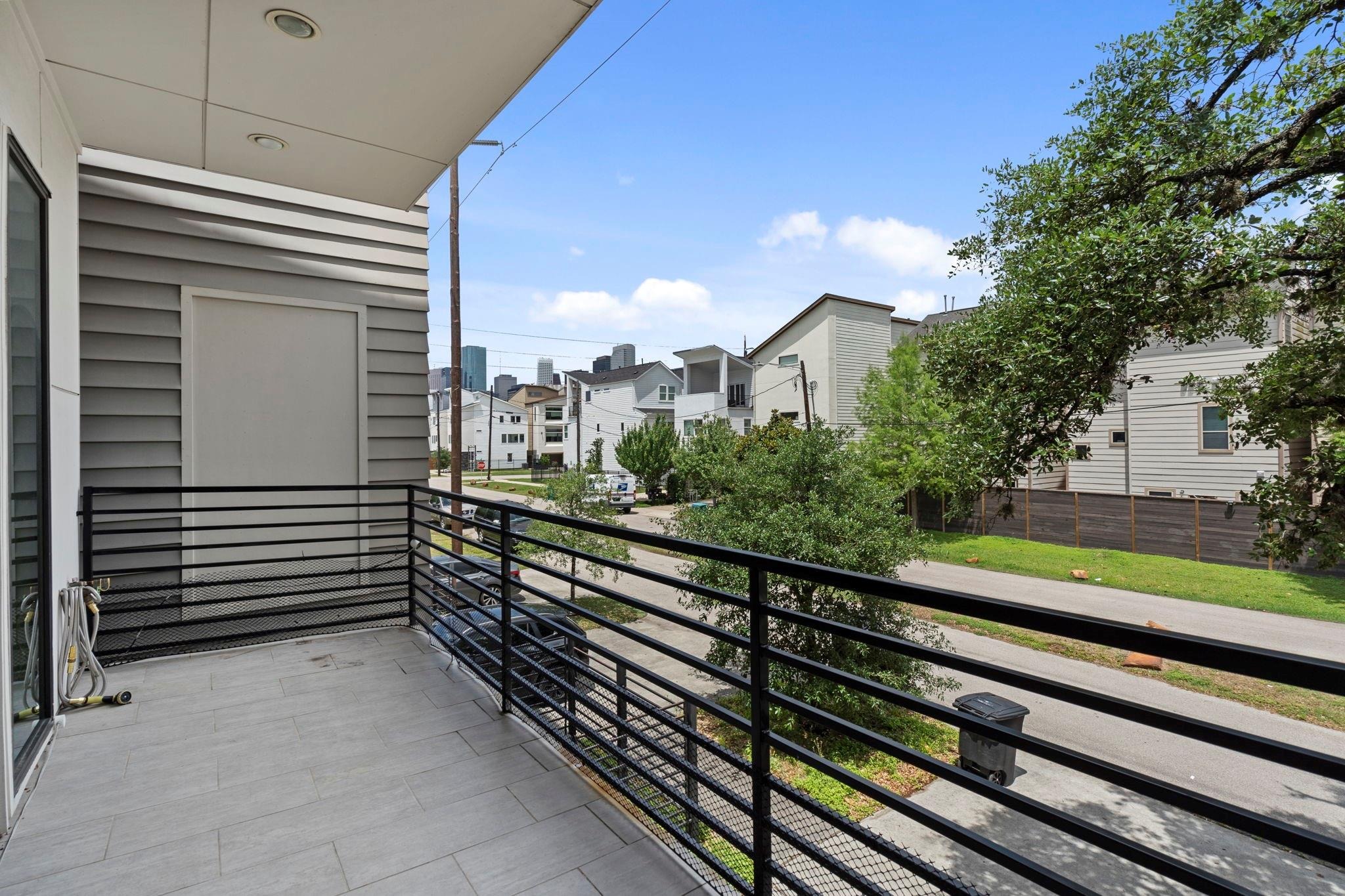 Pease St, Houston, TX 77003 #1