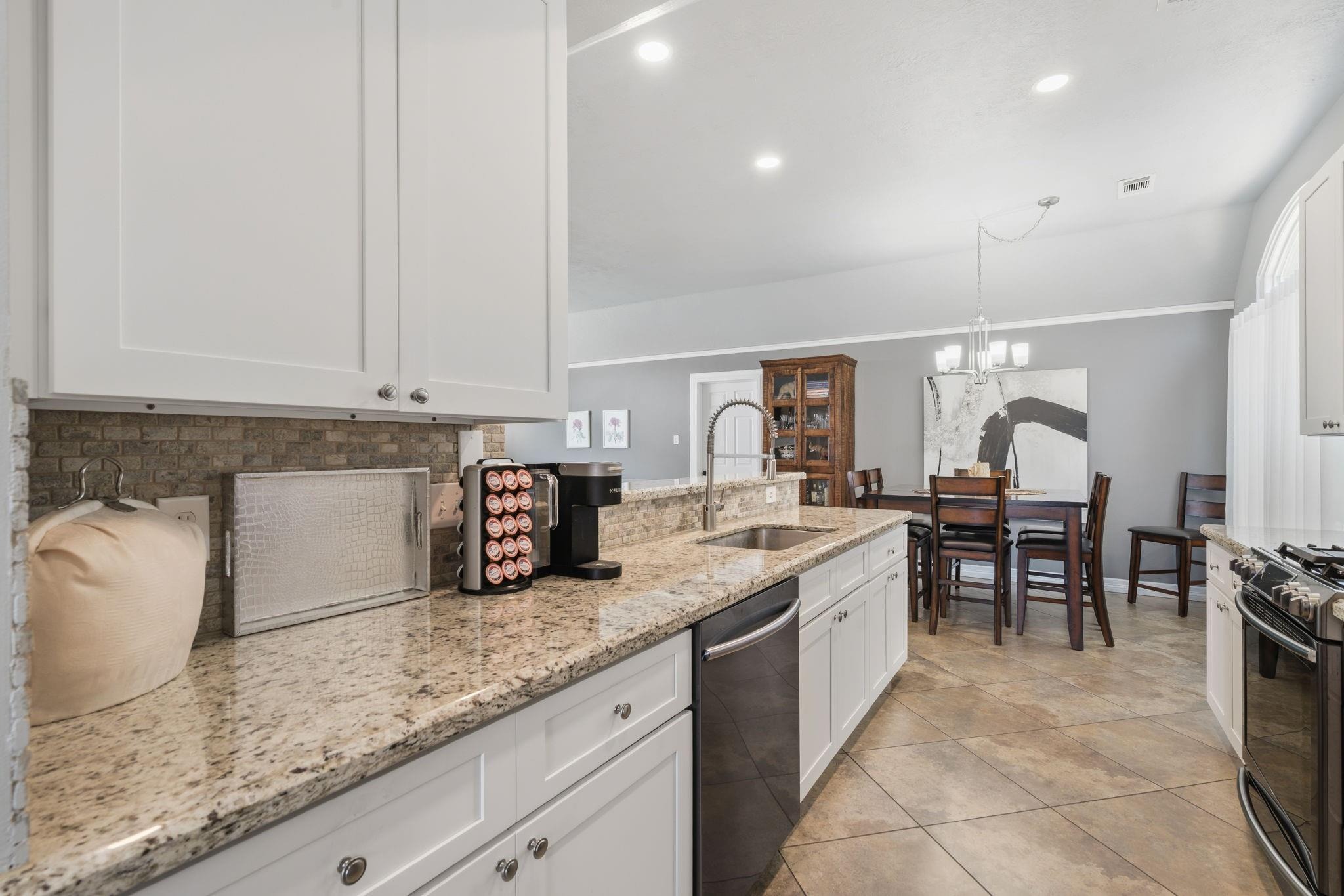 Cove Pl, Montgomery, TX 77356 #1